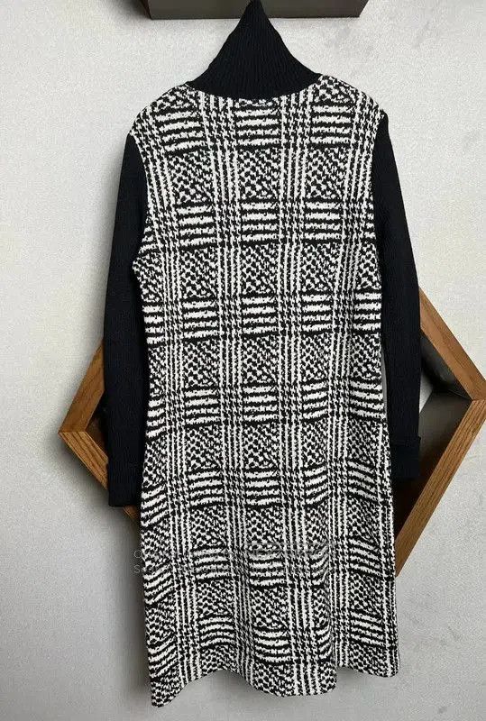 Yves Saint Laurent YSL Color-Block Wool Dress Size L . Size L / US 10 / IT 46 - 5 Thumbnail