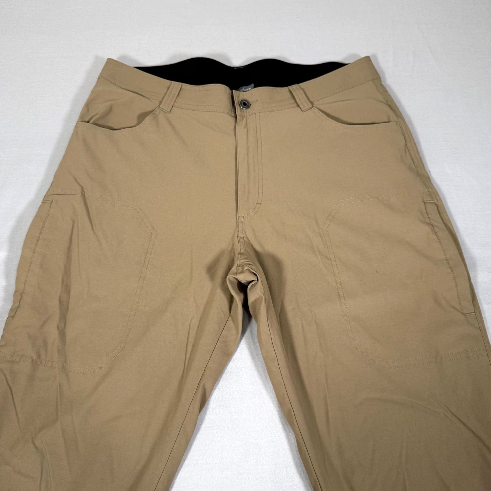 Eddie Bauer Eddie Bauer Pants Mens 36x30 Beige Fleece-Lined Straight Fit Outdoor Chino Casual Regular 36x30 Mens Beige Logo Pockets Zipper Belt Loops Vintage: No Size US 36 / EU 52 - 3 Thumbnail