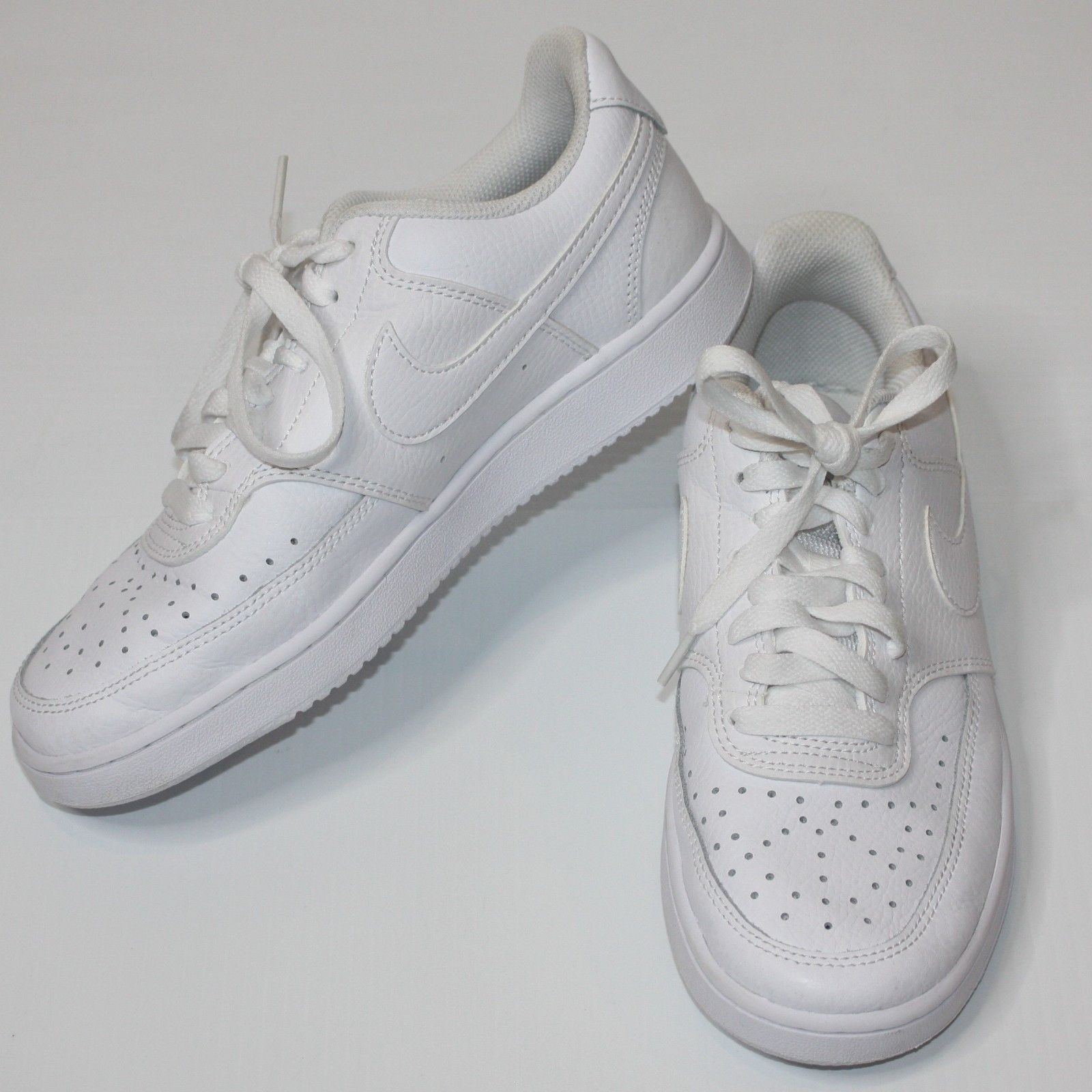 Nike Court Vision Low Sneakers Shoes in White Color and size US 7 Size US 7 / IT 37 - 4 Thumbnail