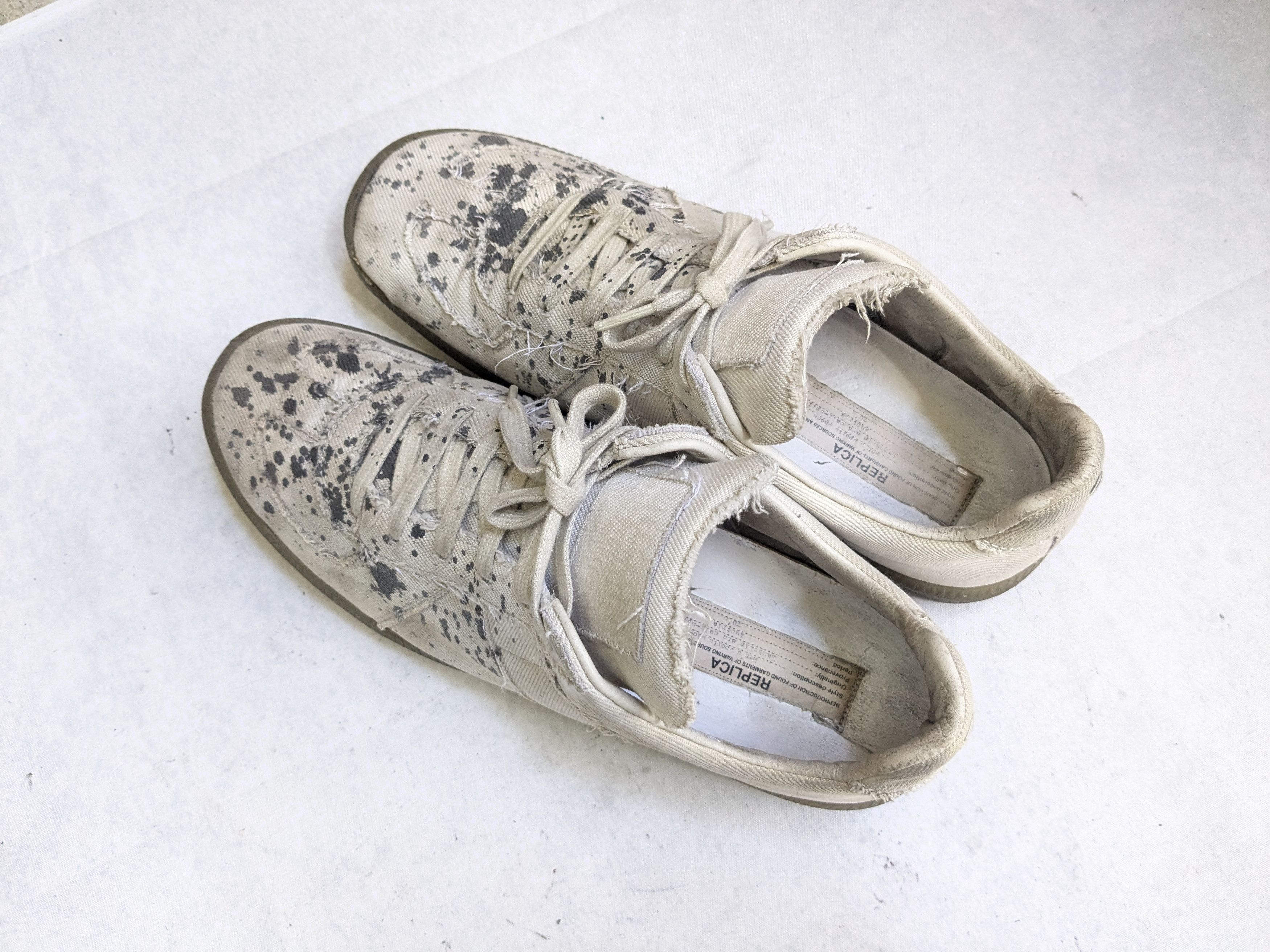Maison Margiela Maison Margiela Gat Black Paint Splatter White Canvas 43 10 Size US 10 / EU 43 - 17 Thumbnail