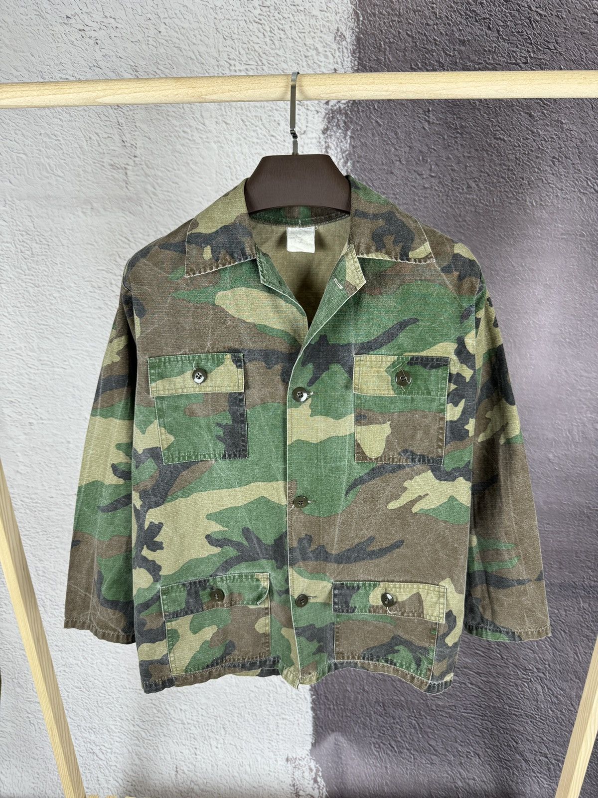 Vintage Military vintage 80s woodland us army camouflage shirt Size US S / EU 44-46 / 1 - 1 Thumbnail