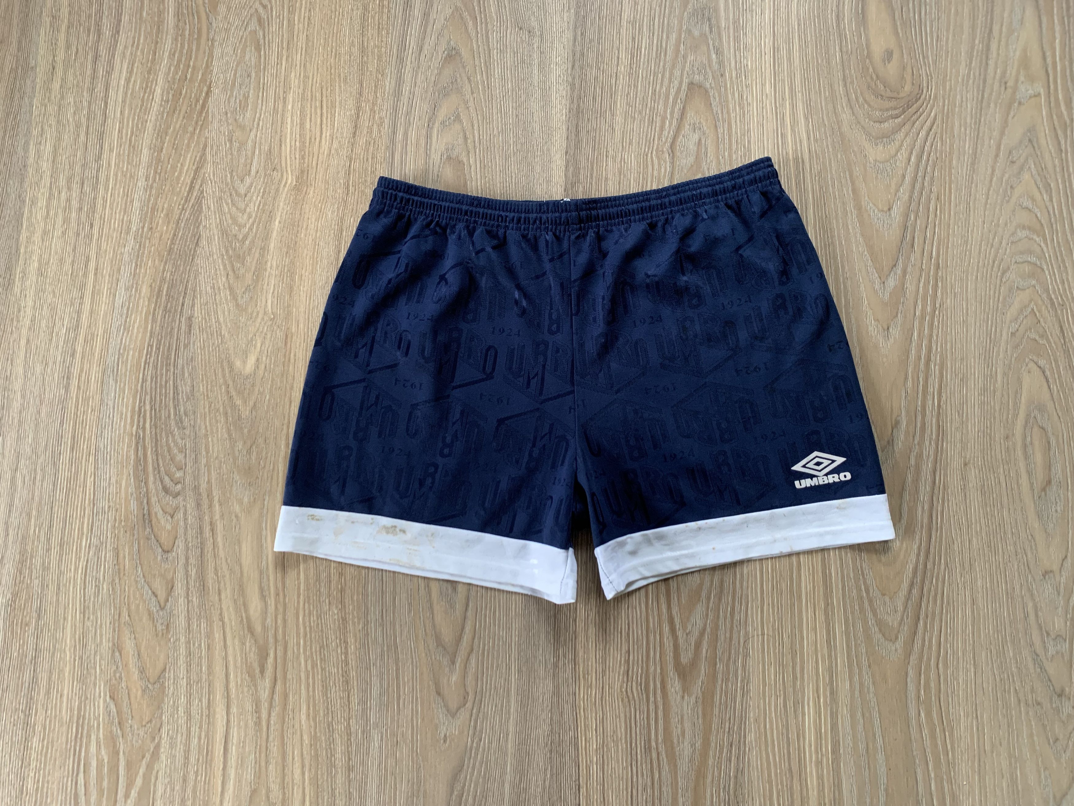 Umbro × Vintage Vintage Umbro Soccer Monograme Training Shorts Size US 34 / EU 50 - 11 Thumbnail