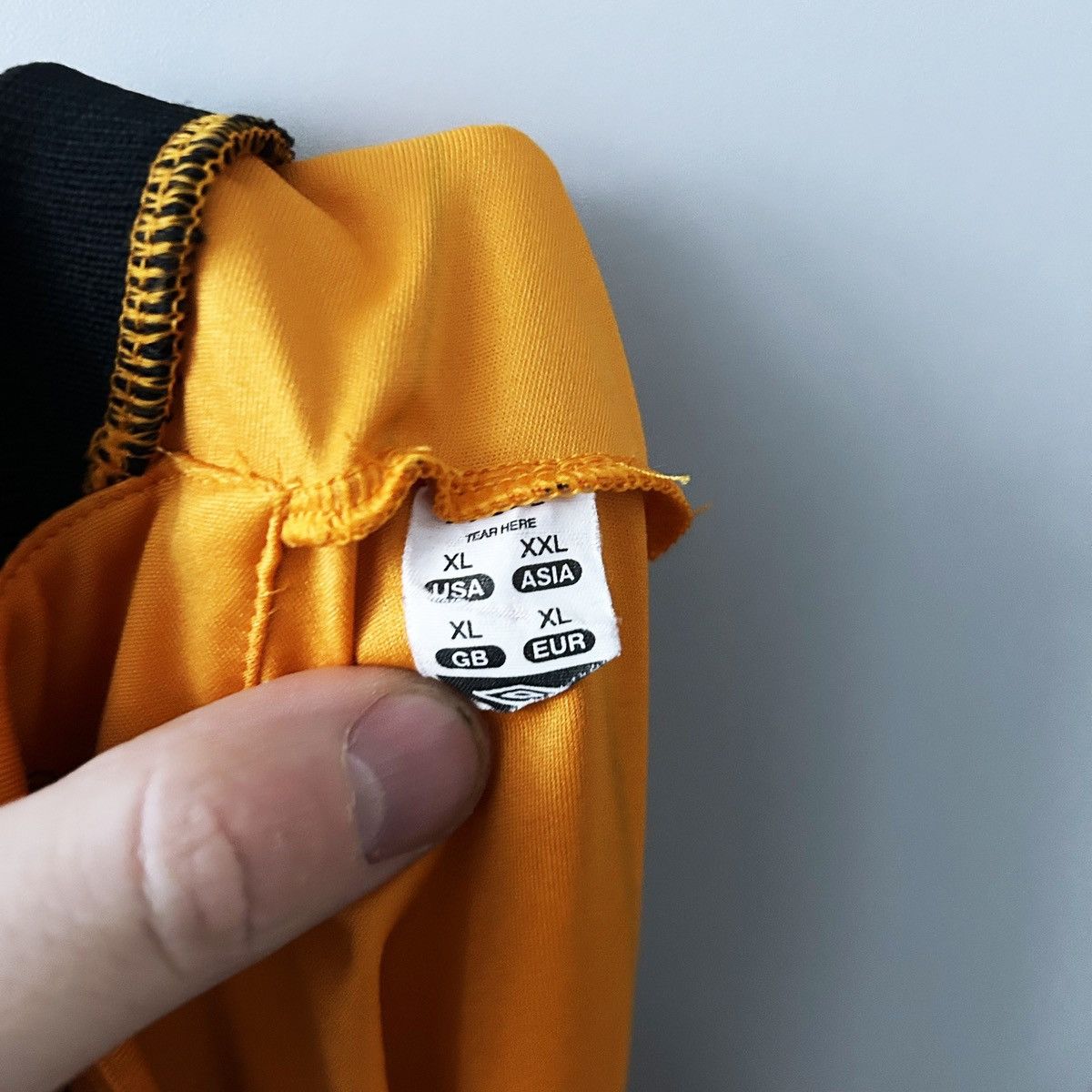 Umbro × Vintage Hull City umbro jersey 2009 2010 Size US XL / EU 56 / 4 - 6 Thumbnail