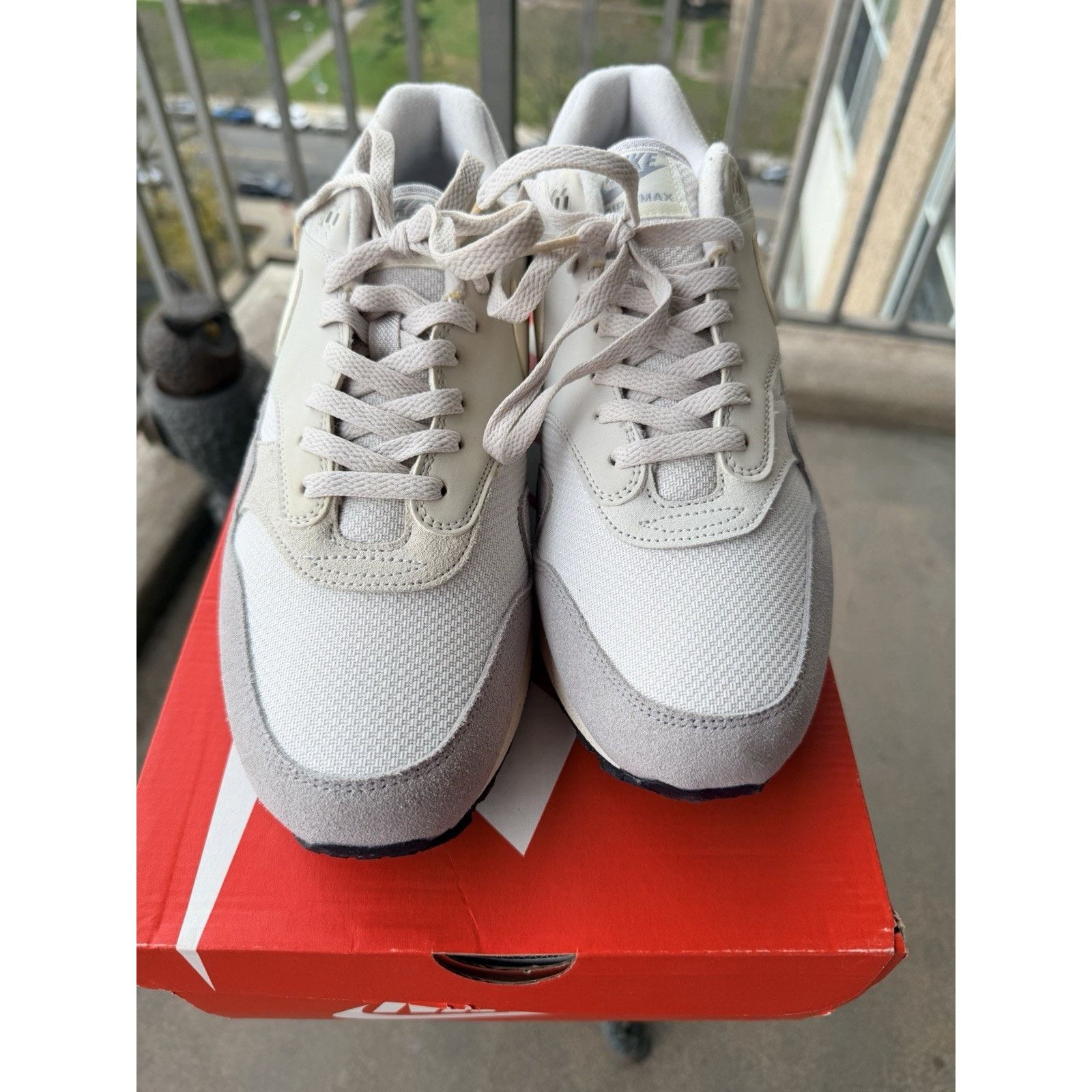 Nike Nike Air Max 1 Grey/White Size 12 AH8145-011 Size US 12 / IT 42 - 3 Thumbnail