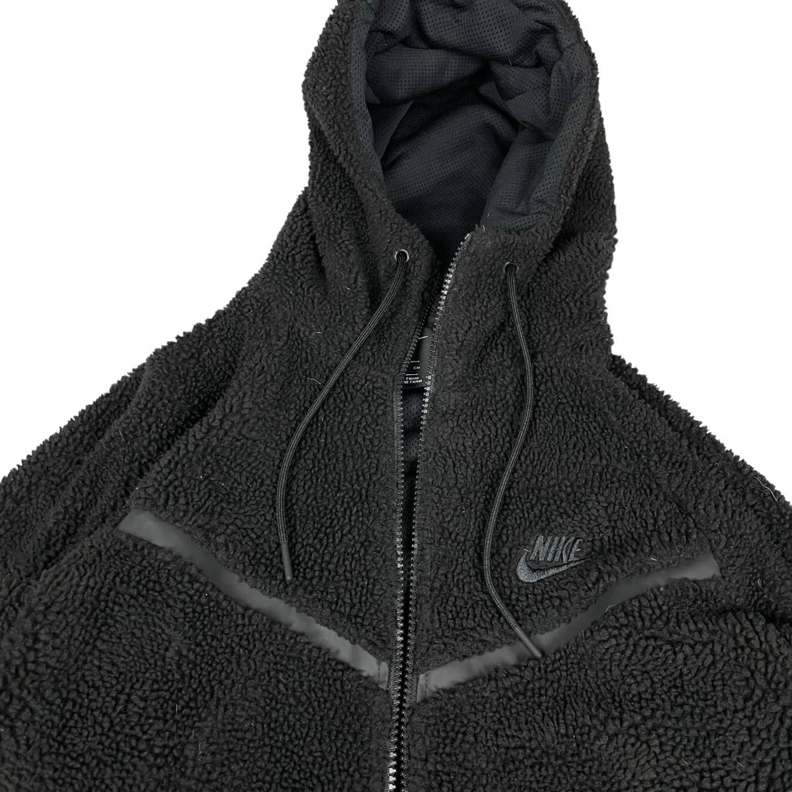 sherpa nike tech fleece
