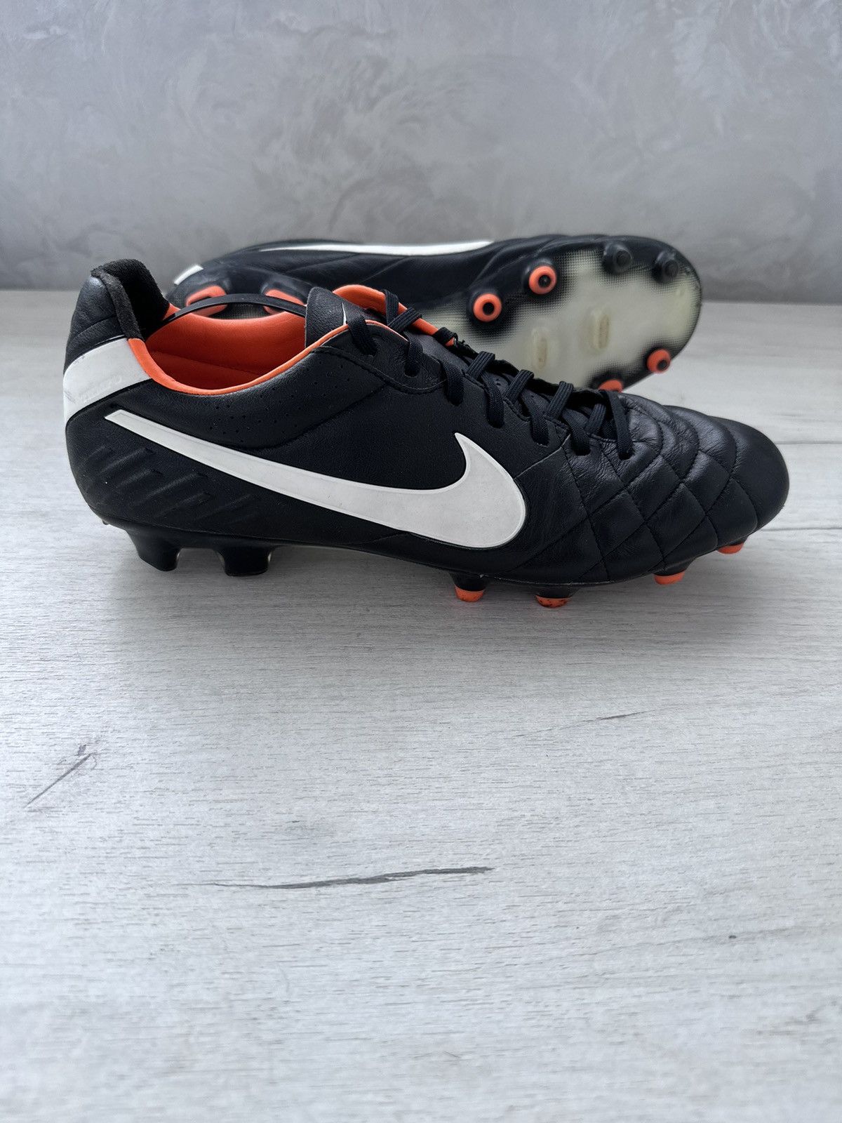 Nike × Vintage Nike Tiempo Legend Leather Rare Soccer Football Cleats Boots Size US 11 / EU 44 - 1 Thumbnail