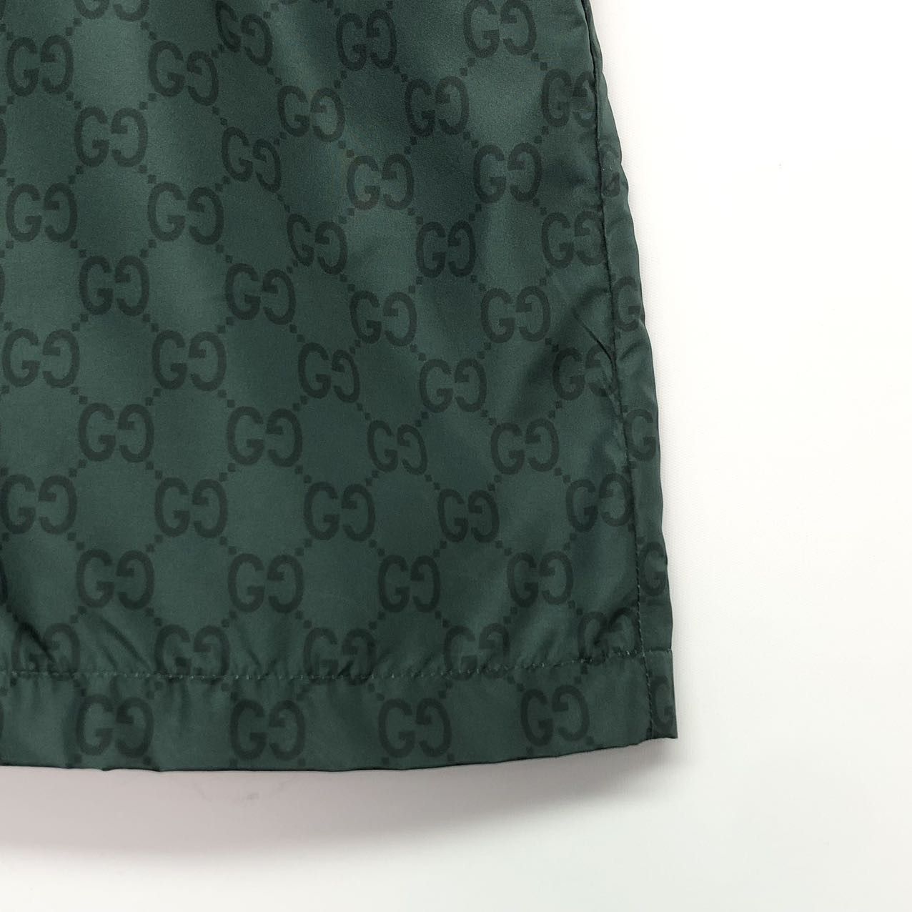 Gucci Gucci GG All-over Print Waist Straight Beach Shorts K26WX Size US 34 / EU 50 - 4 Thumbnail