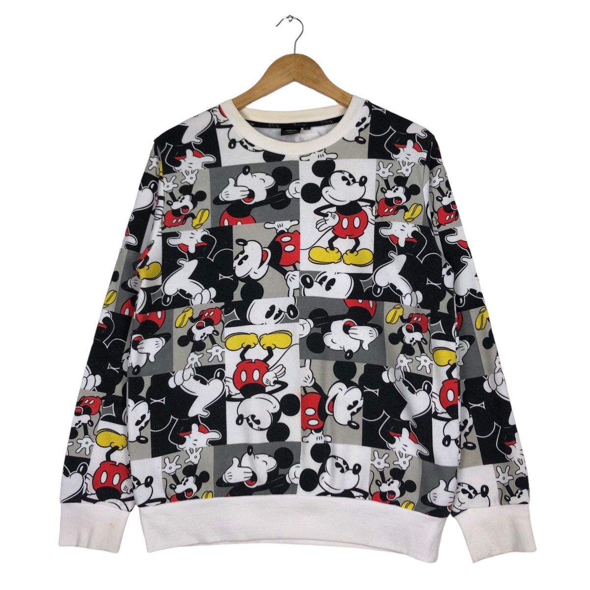 Disney × Japanese Brand × Vintage Full Printed Mickey Vintage Disney Sweatshirt Pullover Small Size US S / EU 44-46 / 1 - 1 Thumbnail