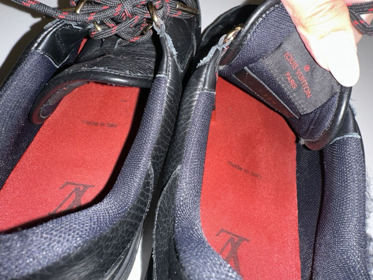 Louis Vuitton Louis Vuitton Black Calfskin Leather Sneaker Size US 8 / EU 41 - 10 Thumbnail