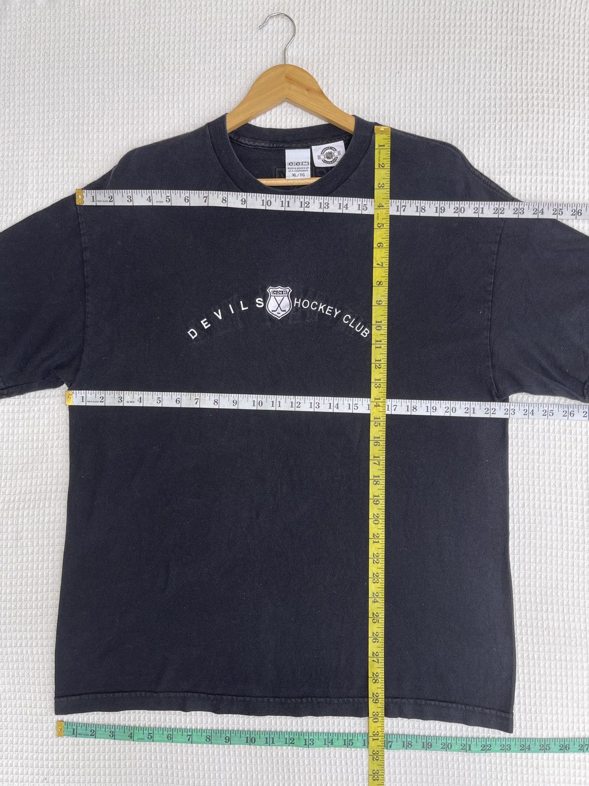Ccm × NHL × Vintage Last Drop🔥Rare🔥Vintage CCM NHL Hockey Club T-Shirt Size US XL / EU 56 / 4 - 10 Thumbnail