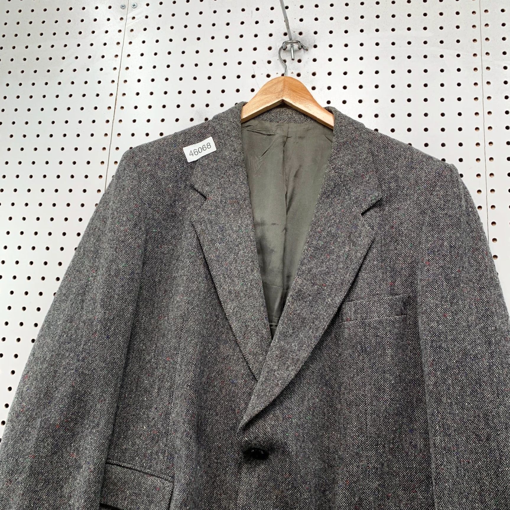 Vintage VINTAGE Magee Blazer Mens 50 Tweed Wool Donegal Speckled Patch Pocket Jacket 2 Piece Notch Lapel, Single-Breasted, Gray, Wool, Chest 50 Size 50R - 7 Thumbnail