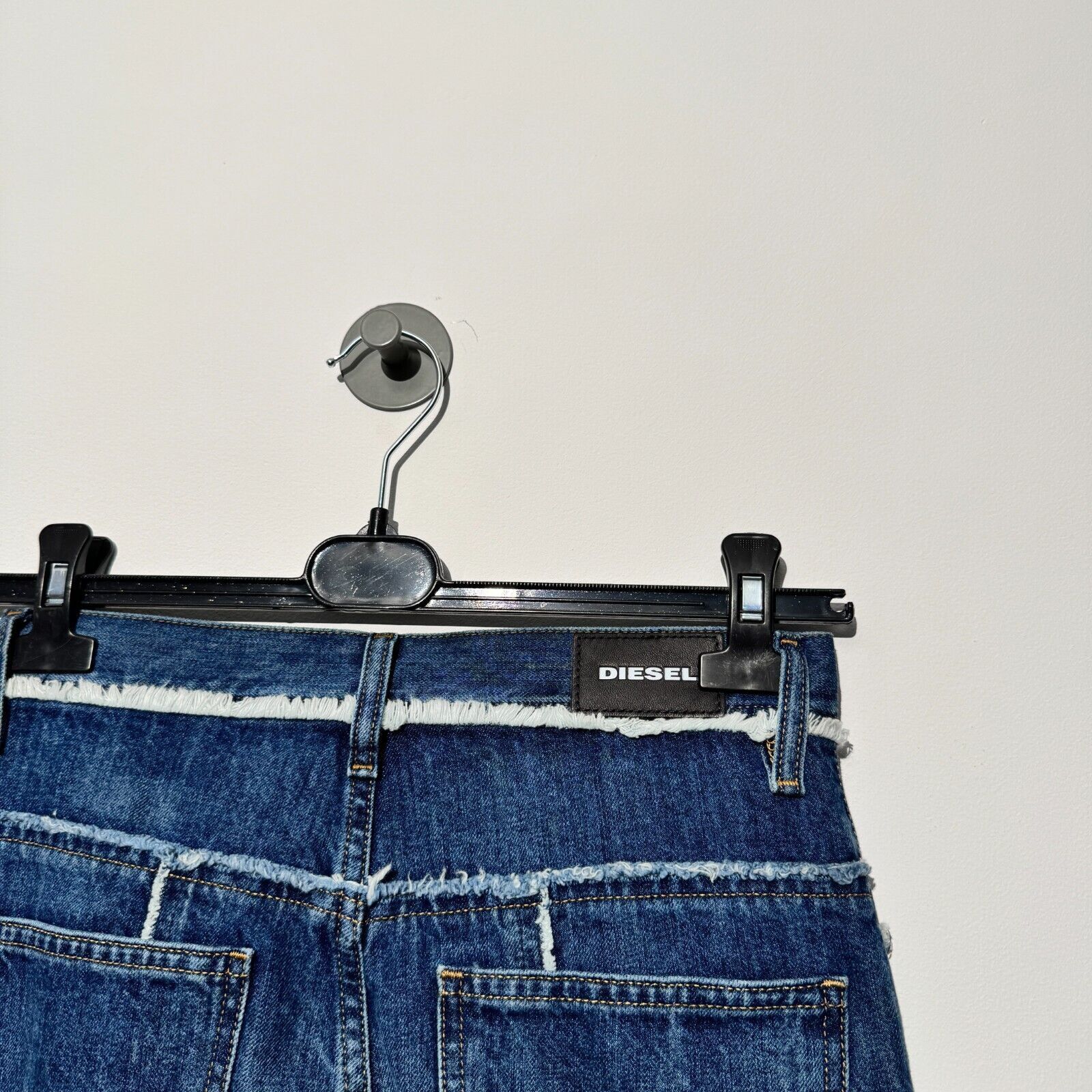 Diesel Diesel Unisex Navy Blue Cotton Denim Pants Size W25 L32 Size US 33 - 11 Thumbnail