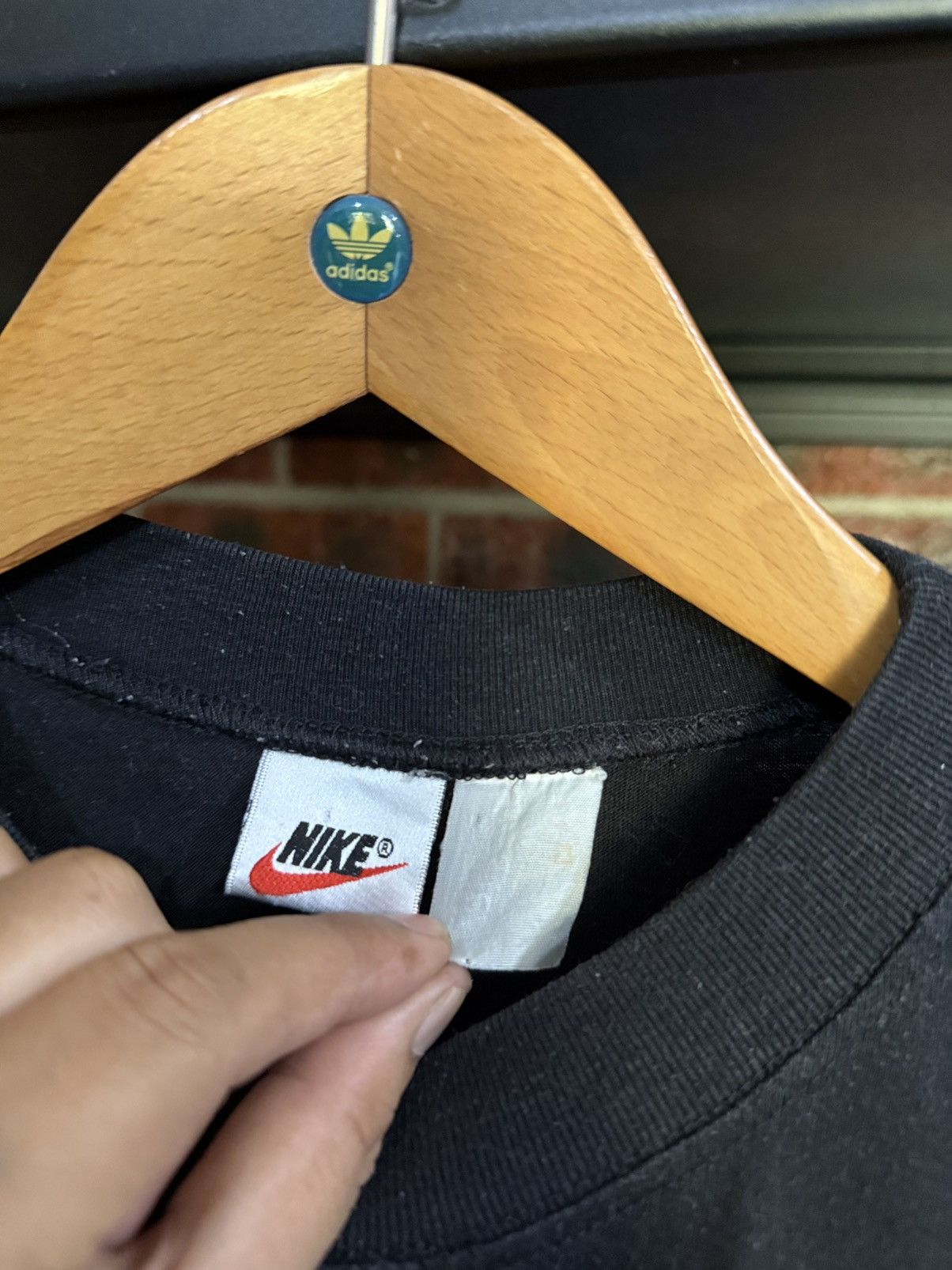 Nike × Vintage Vintage 90s Nike Swoosh Sportwear Faded Tee Size US L / EU 52-54 / 3 - 3 Thumbnail