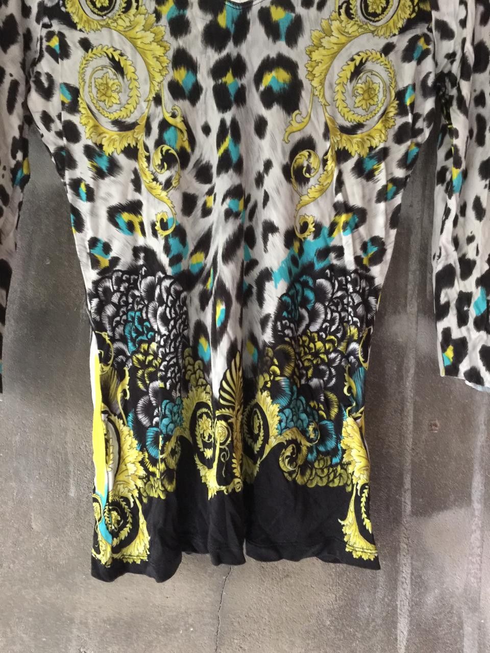 Versace × Vintage GIANNI VERSACE LEOPARD LONG SLEEVE Size M / US 6-8 / IT 42-44 - 4 Thumbnail