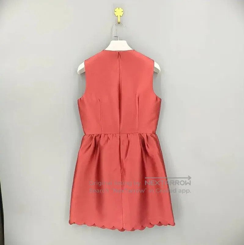 Valentino Valentino Red M Size Women's Dress . Size M / US 6-8 / IT 42-44 - 2 Thumbnail
