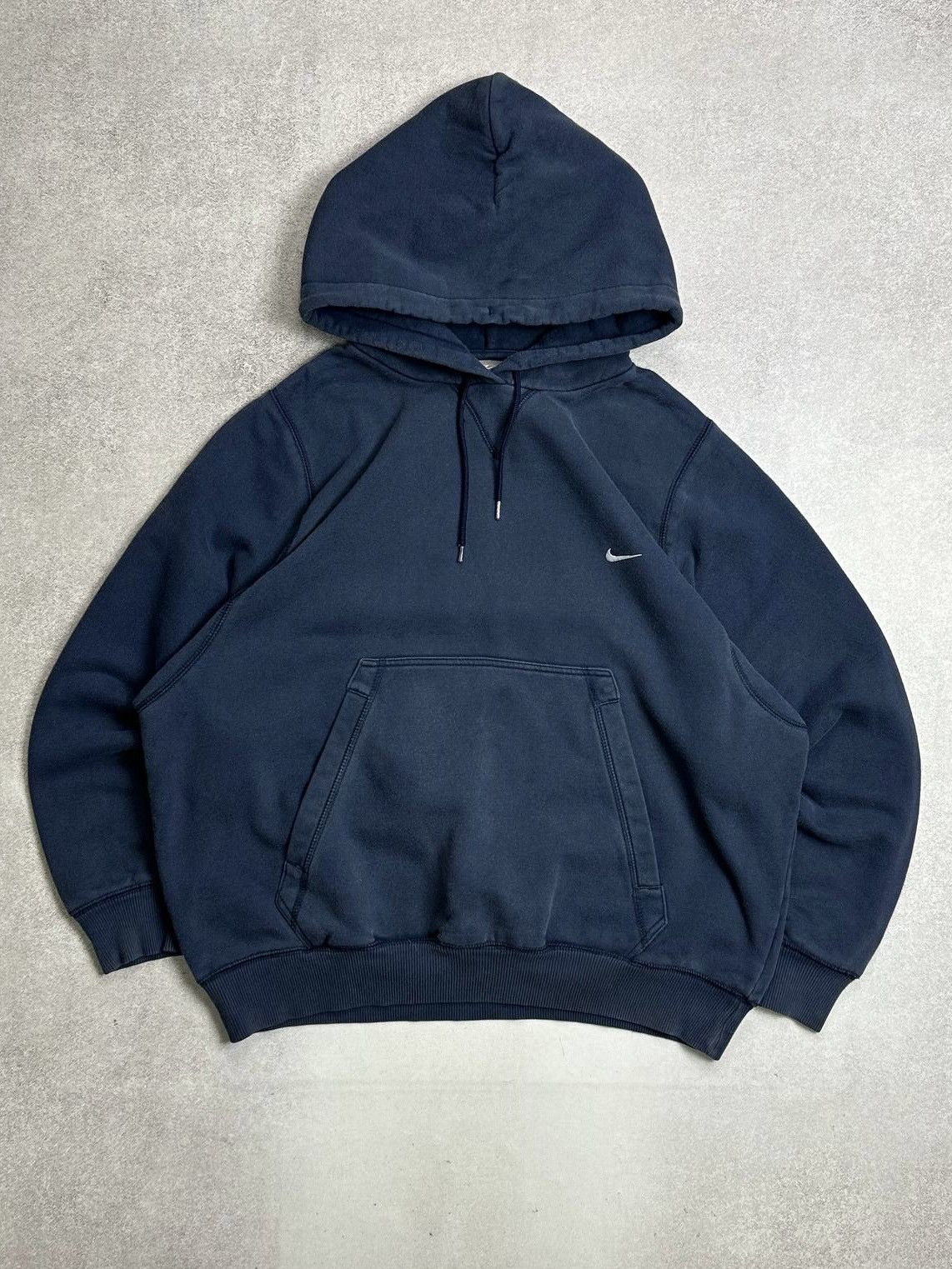 Nike Vintage 90s Nike Swoosh Boxy Hoodie Rare Y2K L Size US L / EU 52-54 / 3 - 1 Thumbnail