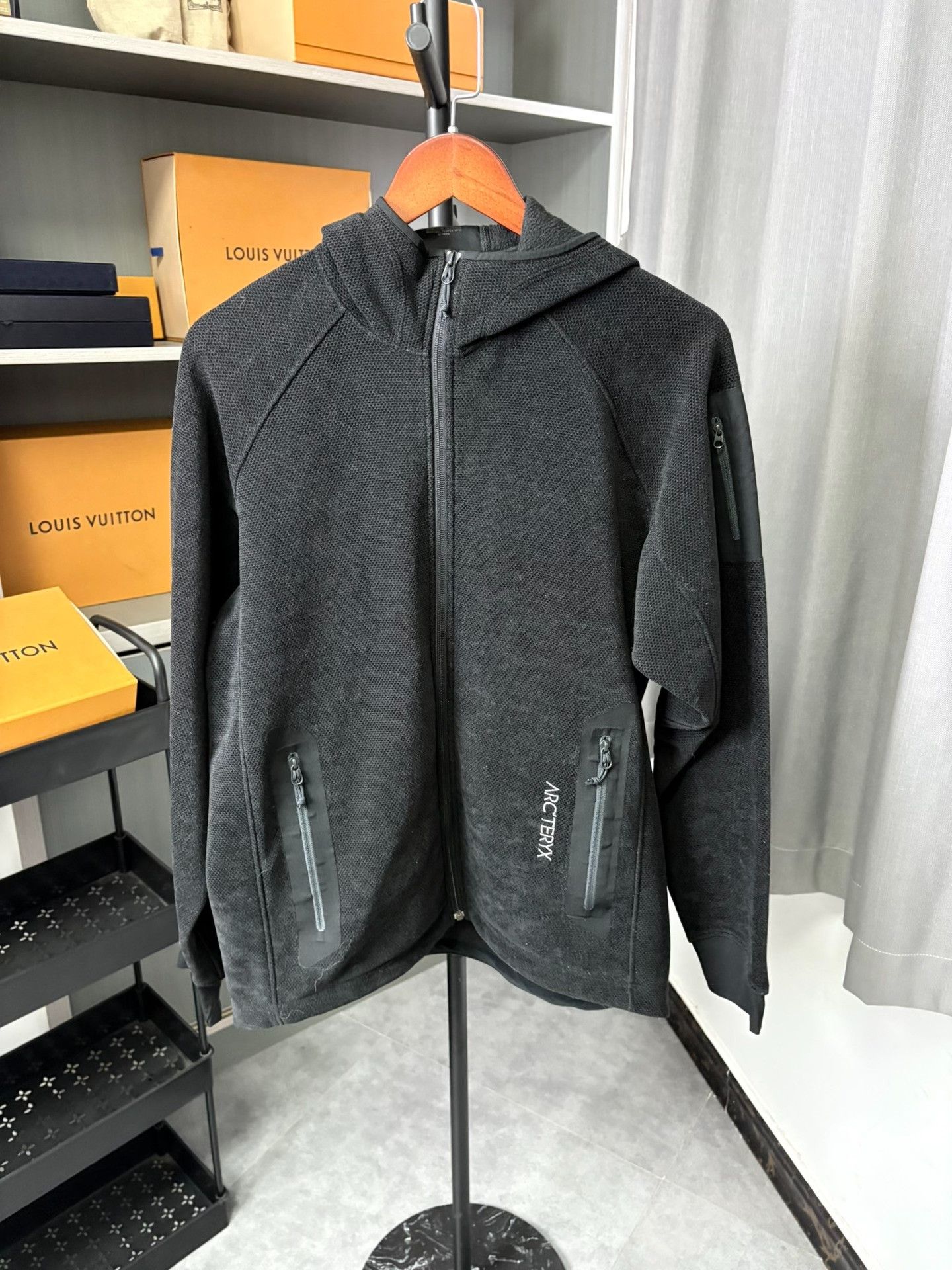Arc'teryx Arc'teryx Fleece Black Light Jacket M Men Size US M / EU 48-50 / 2 - 1 Thumbnail