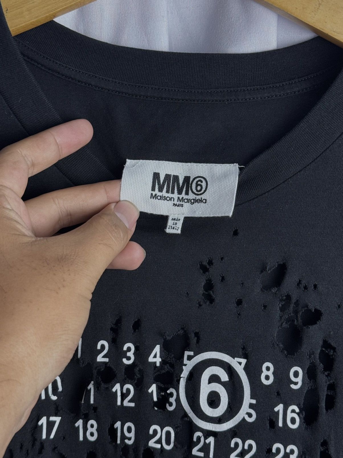 Maison Margiela DESTROYED MAISON MARGIELA TEES Size US S / EU 44-46 / 1 - 5 Thumbnail