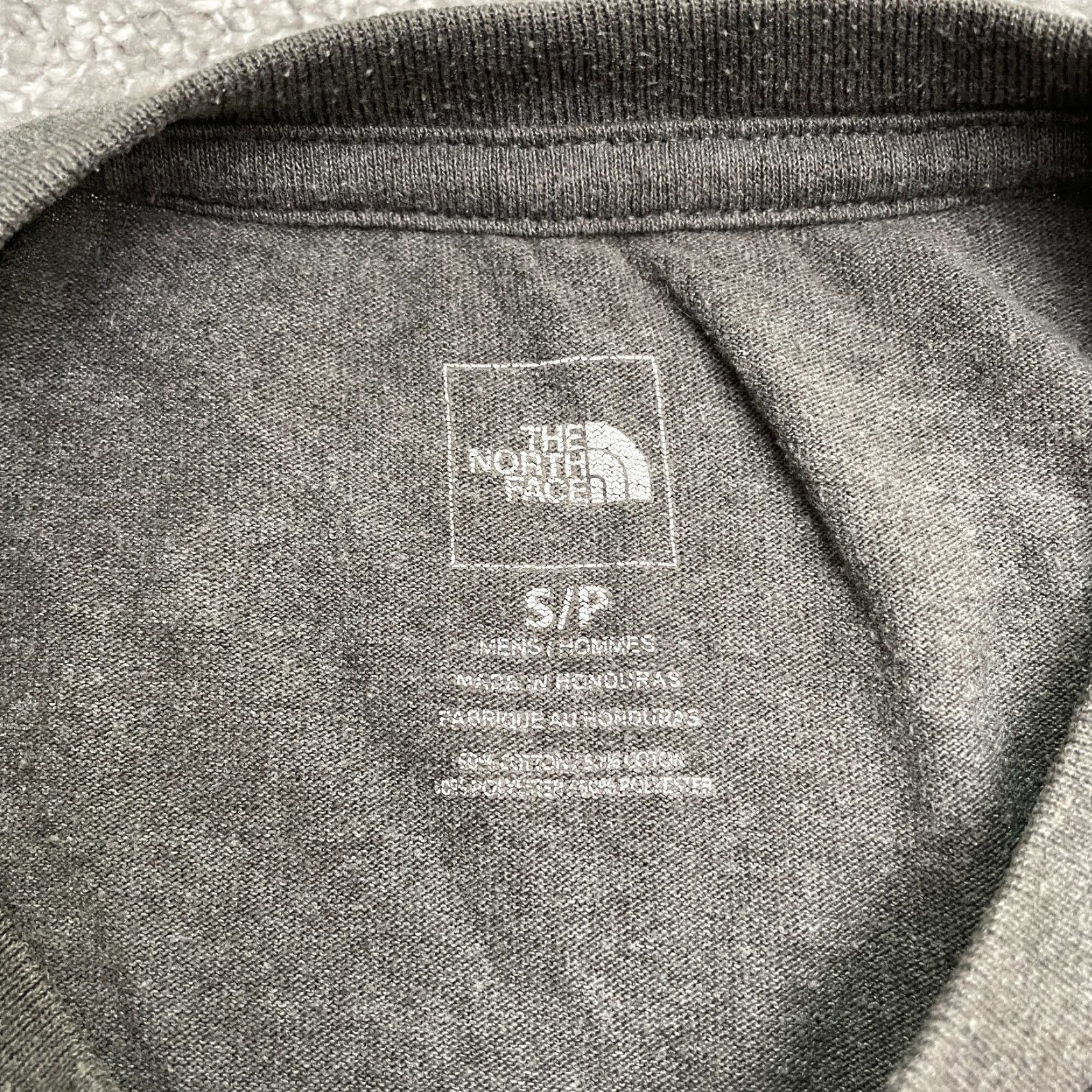 The North Face The North Face T-Shirt Mens Small Gray Graphic Crew Neck Long Sleeve Casual Tee Size US S / EU 44-46 / 1 - 5 Thumbnail