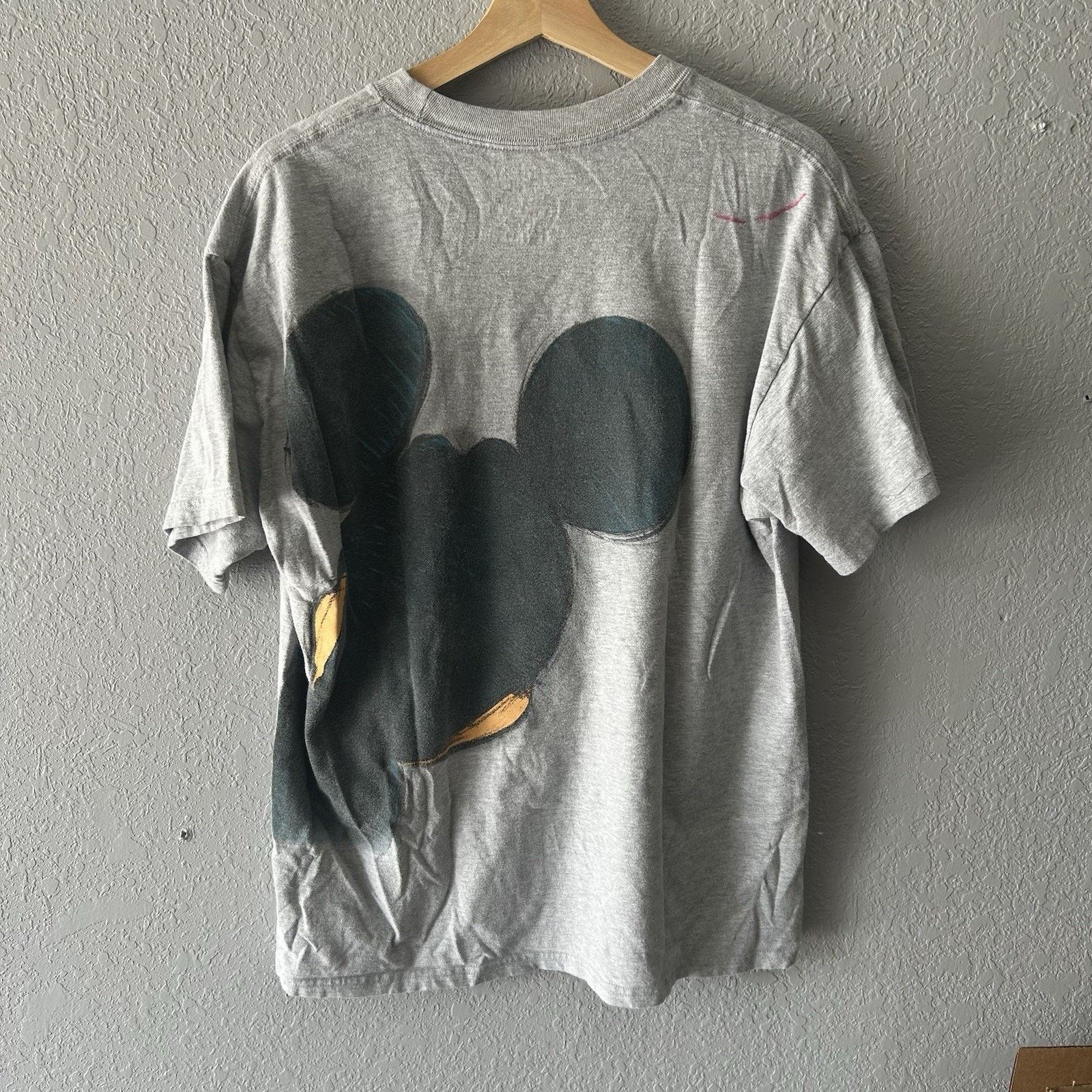Disney 2000’s Disneyland Mickey Mouse Tshirt Men’s Large Big Head C Size US L / EU 52-54 / 3 - 3 Thumbnail