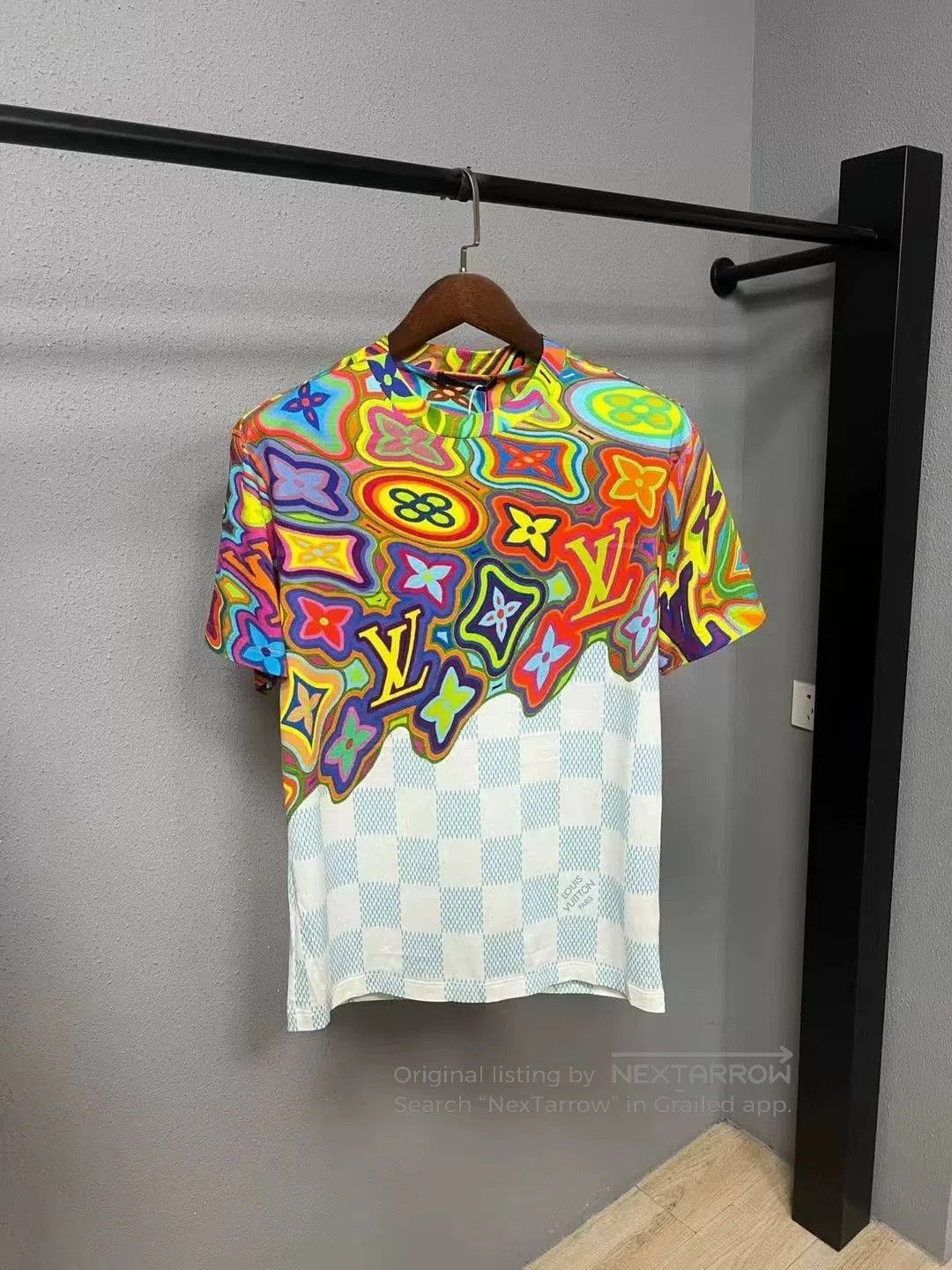 Louis Vuitton LV Graffiti Check Short-Sleeve Tee. Size US M / EU 48-50 / 2 - 1 Thumbnail