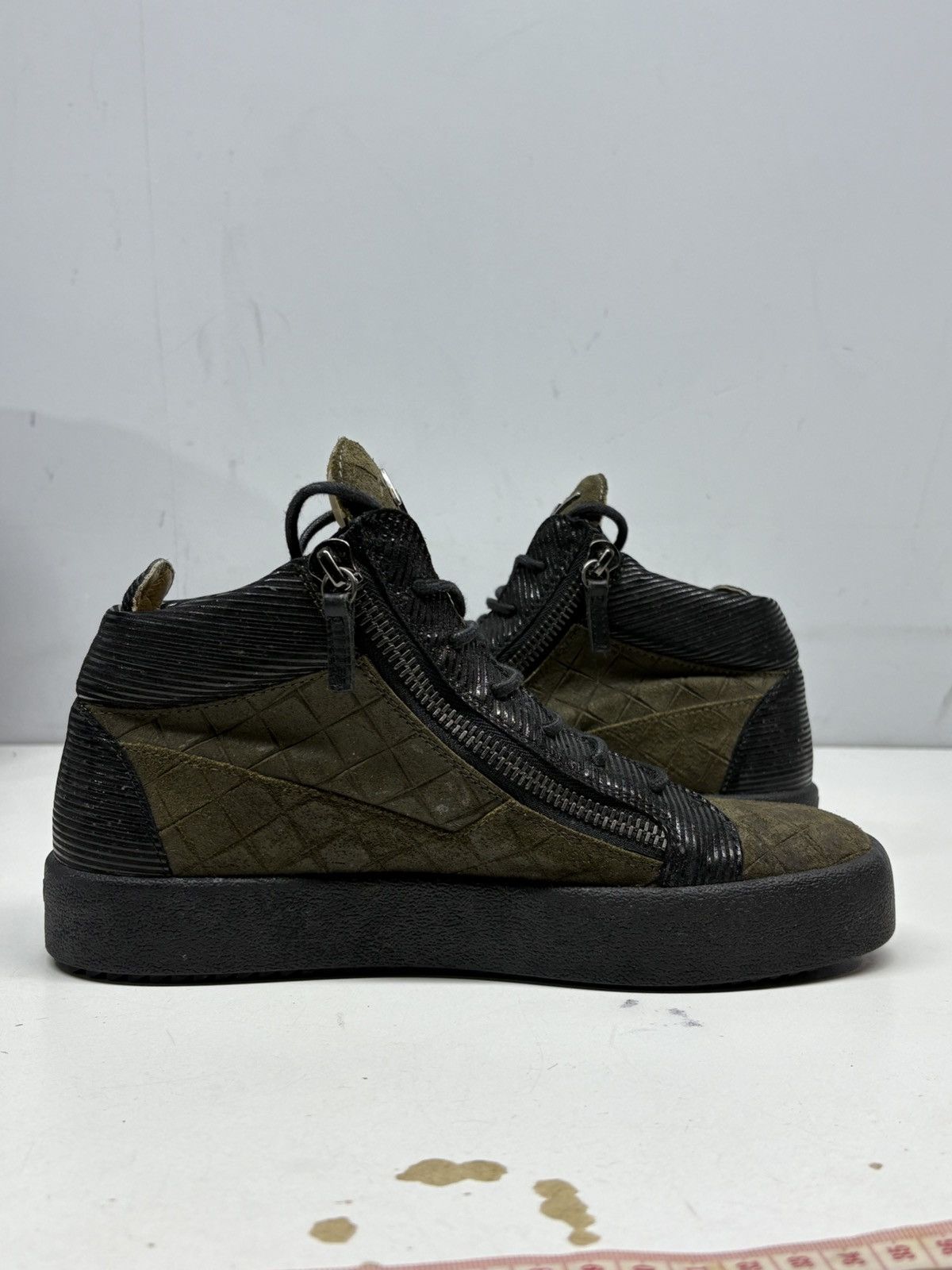 Giuseppe Zanotti Giuseppe Zanotti high top diamond zip sneakers Size US 8 / EU 41 - 8 Thumbnail
