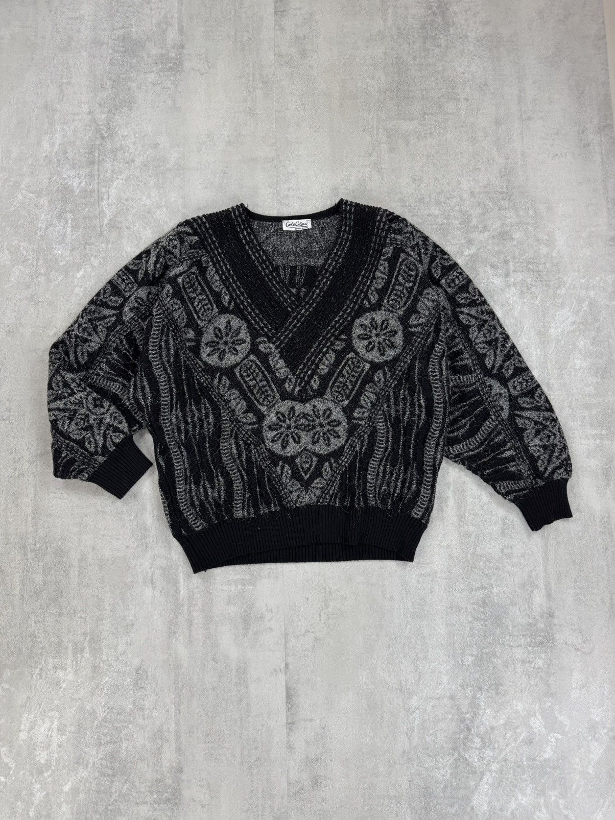 Carlo Colucci × Vintage Carlo Colucci Vintage Floral Sweater V-neck coogi style Size L / US 10 / IT 46 - 1 Thumbnail