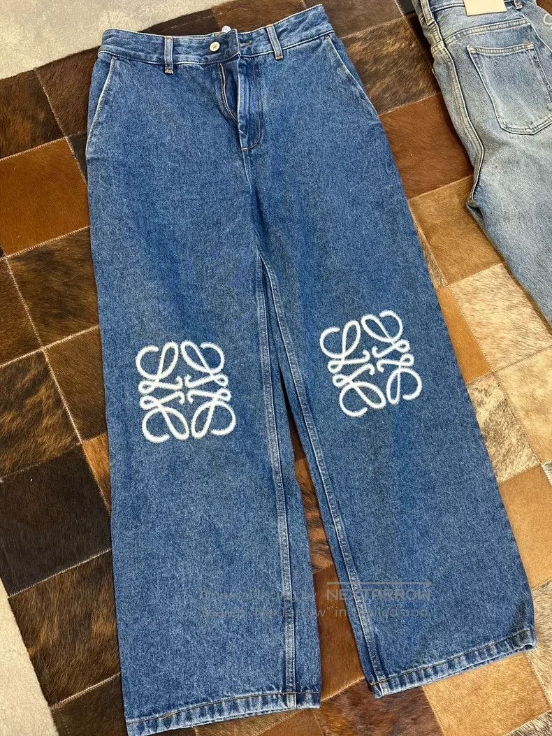 Loewe Loewe Logo high waist wide leg jeans Size 42" / US 20 - 1 Thumbnail
