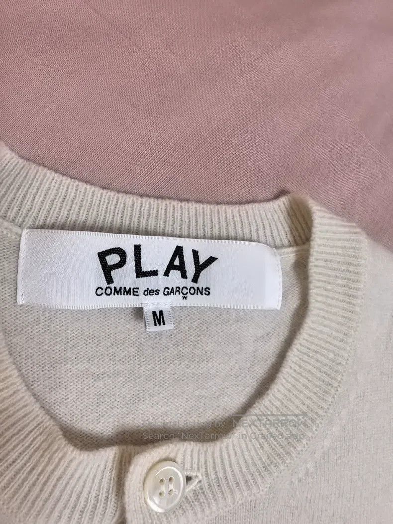 Comme des Garcons Comme Des Garcons White white heart round neck wool cardig Size M / US 6-8 / IT 42-44 - 3 Thumbnail