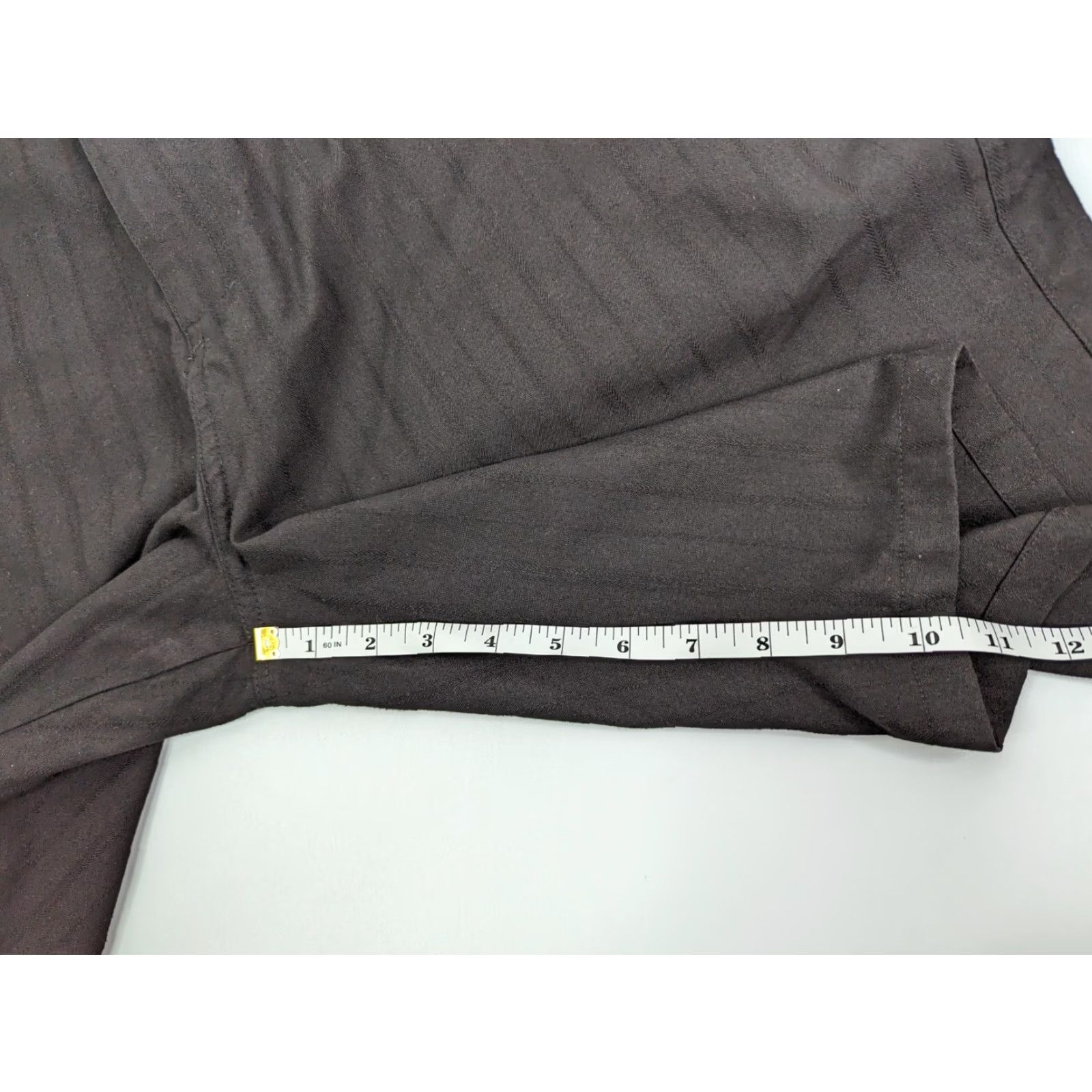 O'Neill O'Neill Black Pinstripe Shorts Pockets Flat Front Casual Men's Size 40 Size US 40 / EU 56 - 3 Thumbnail