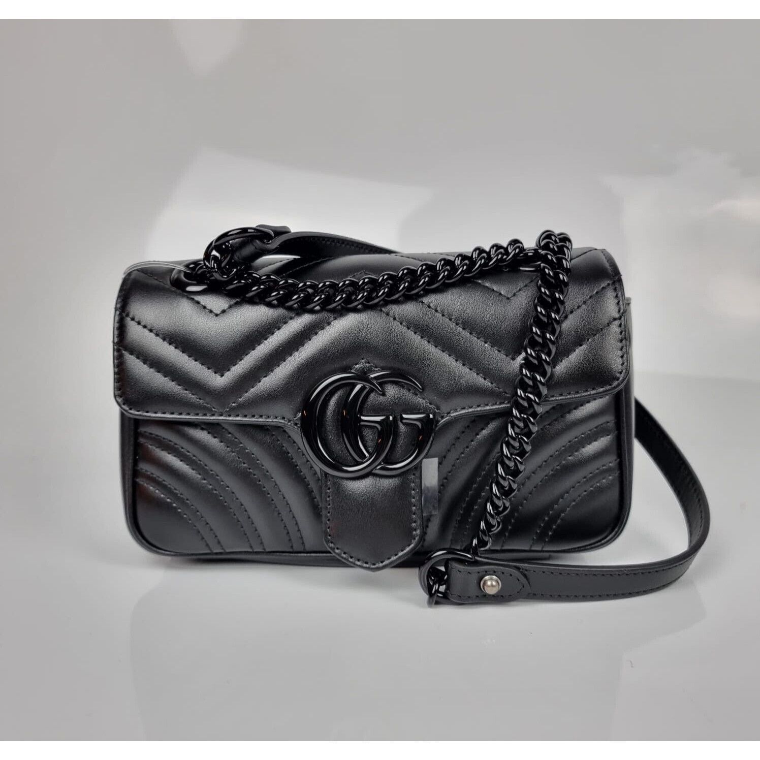 GUCCI GG Marmont Small $2600 Black Leather Shoulder Bag New