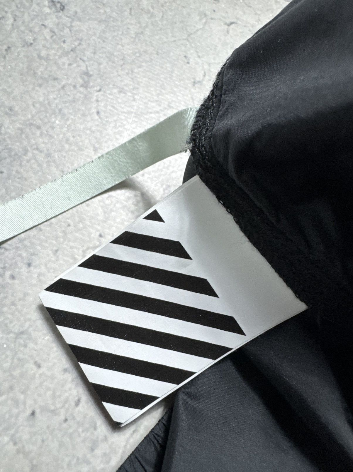 Off-White Off-White Luxury Nylon Black Track Pants Size M Size US 32 / EU 48 - 9 Thumbnail