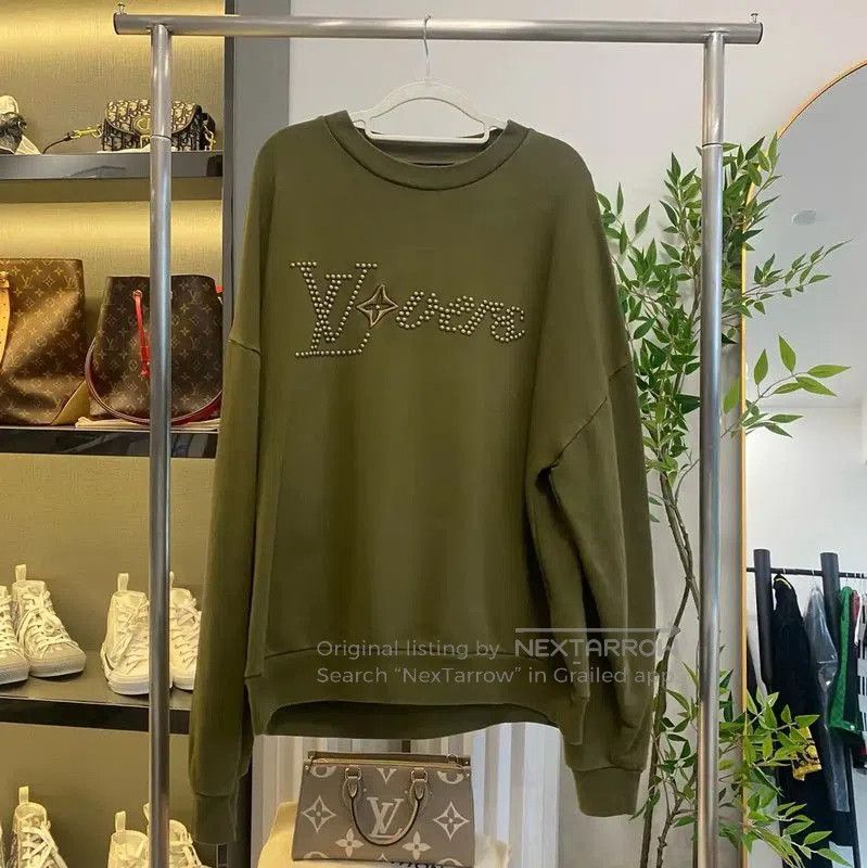 Louis Vuitton Louis Vuitton Men's Oversized Green Sweatshirt . Size US L / EU 52-54 / 3 - 1 Thumbnail