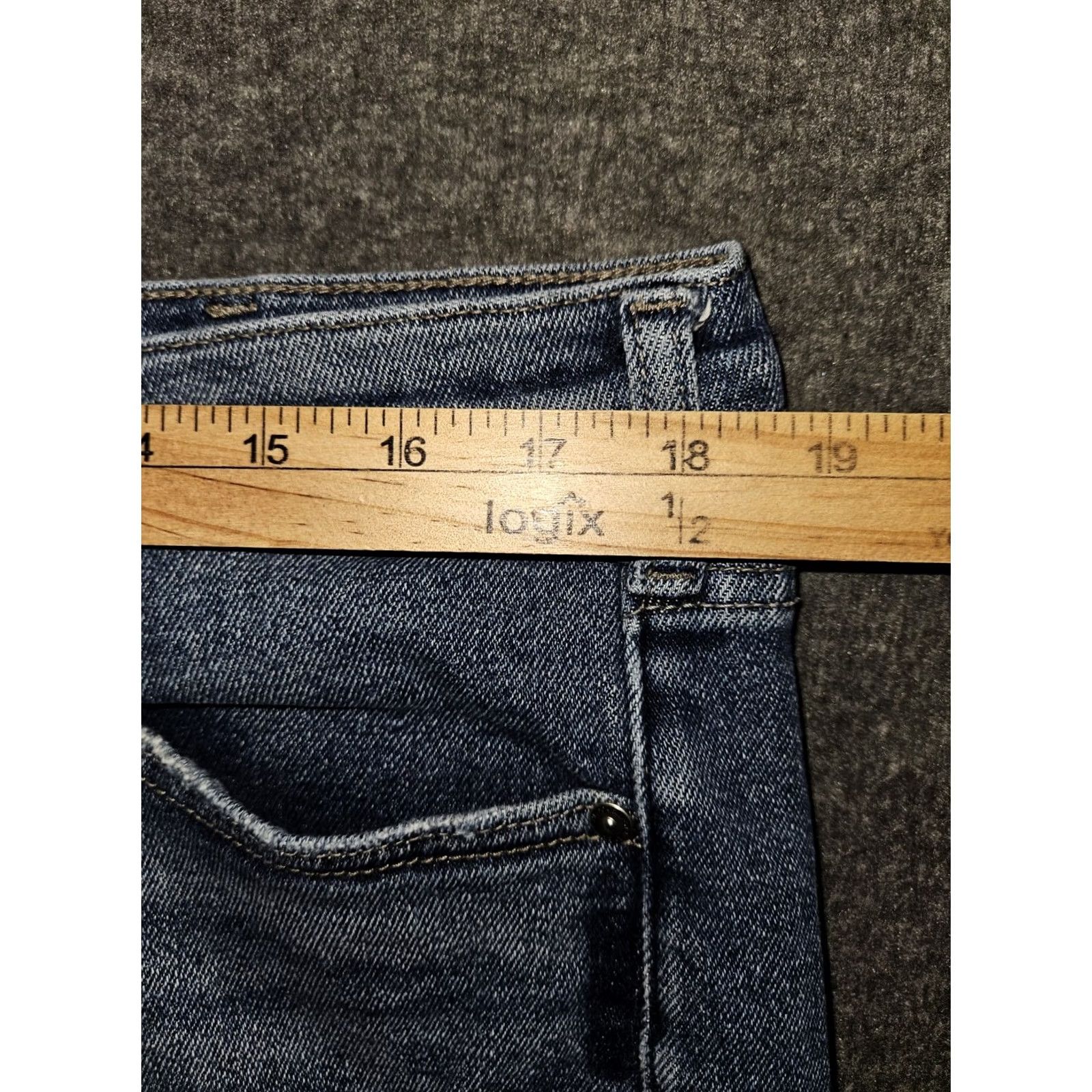 Silver Jeans Co. Silver Jeans Co. Not Your Boyfriend's Jeans Women's 33/27 Mid Rise Distressed Jeans) Size 24" / US 00 / IT 34 - 4 Thumbnail