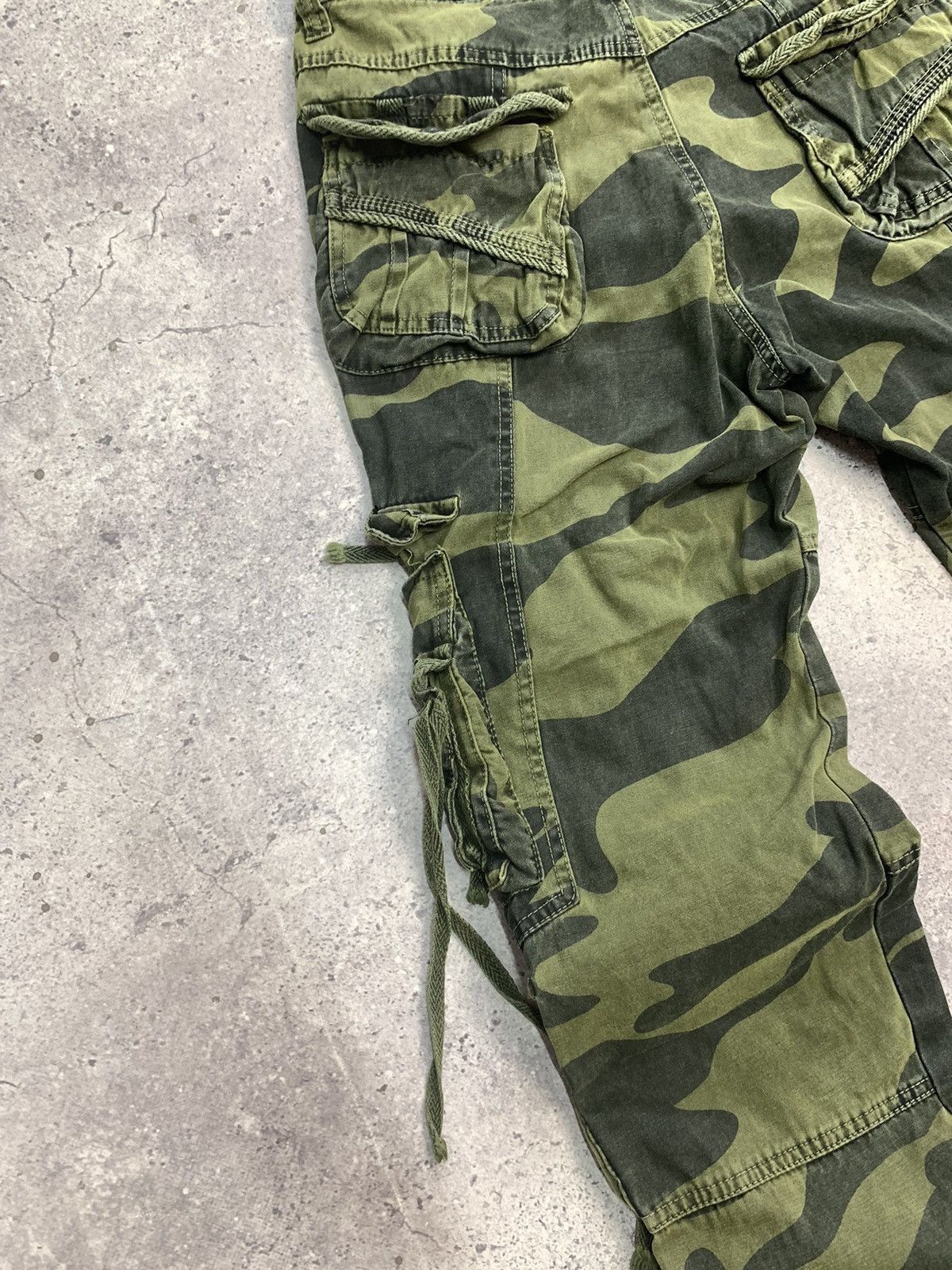 Japanese Brand × Vintage Vintage Junya Watanabe Balenciaga Style Bondage Cargo Pants Size US 32 / EU 48 - 18 Thumbnail