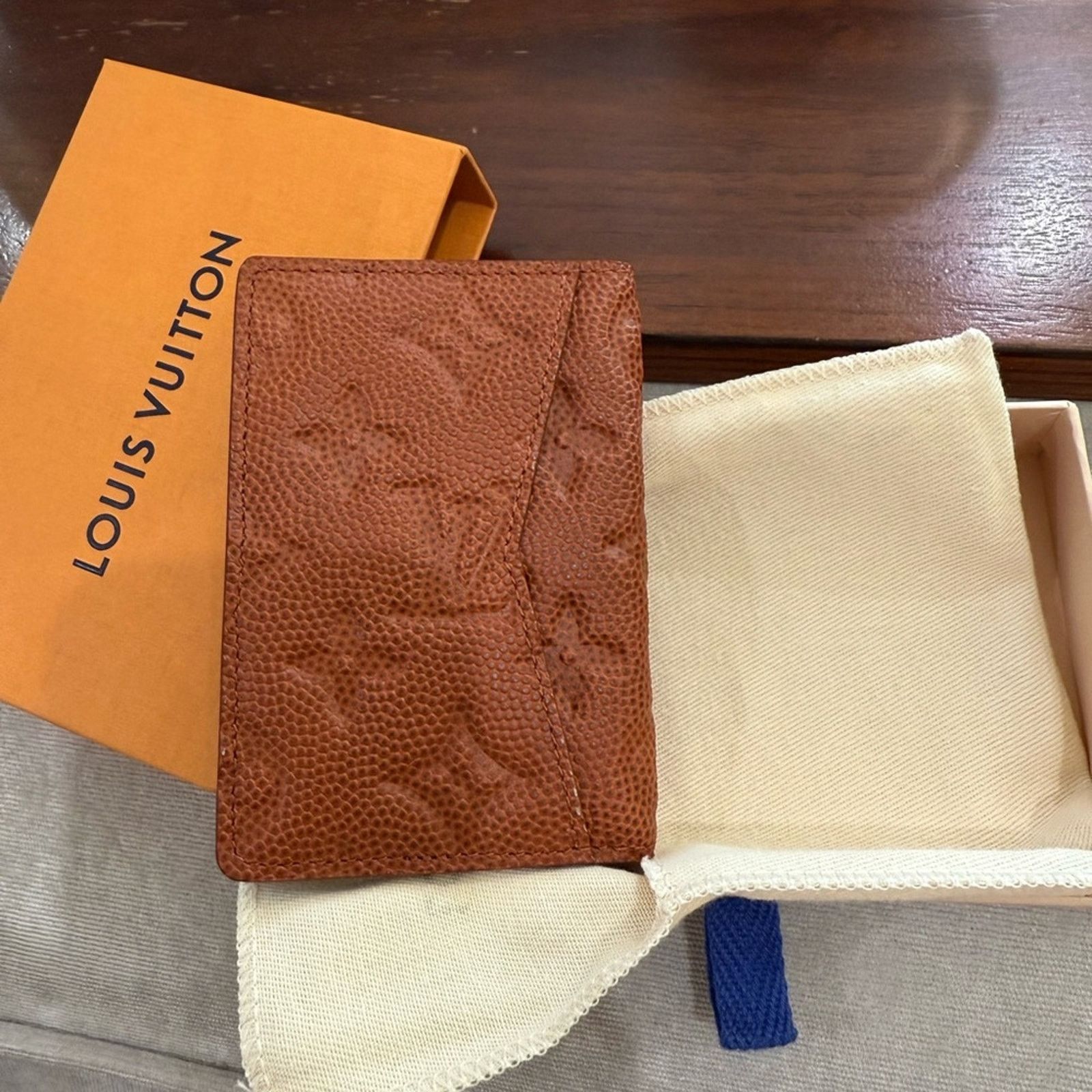 Louis Vuitton Louis Vuitton Tan Embossed Leather Card Holder with NBA Size ONE SIZE - 6 Thumbnail