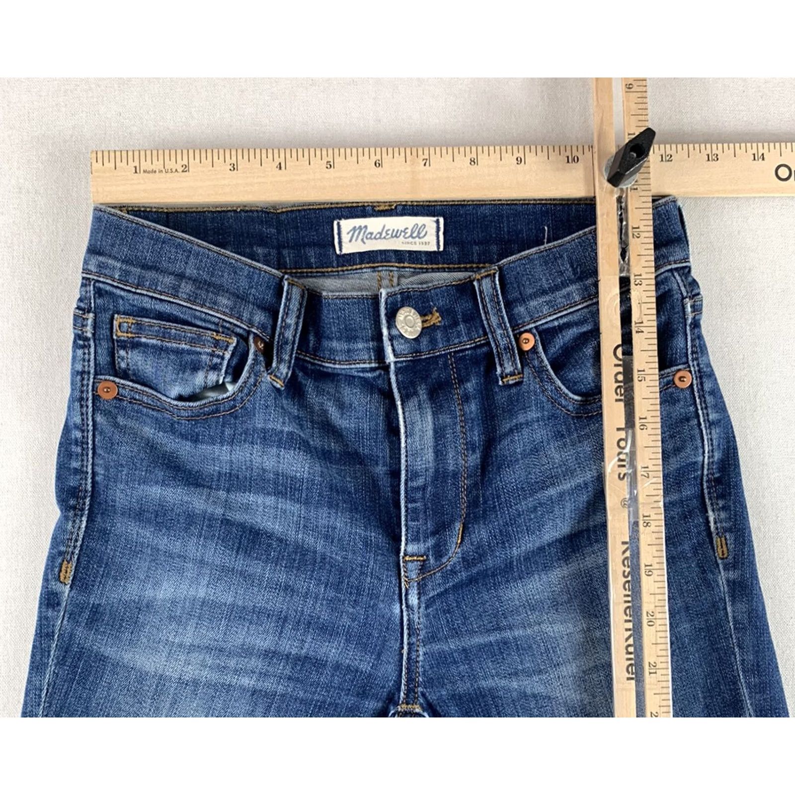 Madewell MADEWELL JEANSWOMENSSIZE24BLUEHIGHRISERSKINNY (FLAT LAY IS 25X28) Size 42" / US 20 - 6 Thumbnail