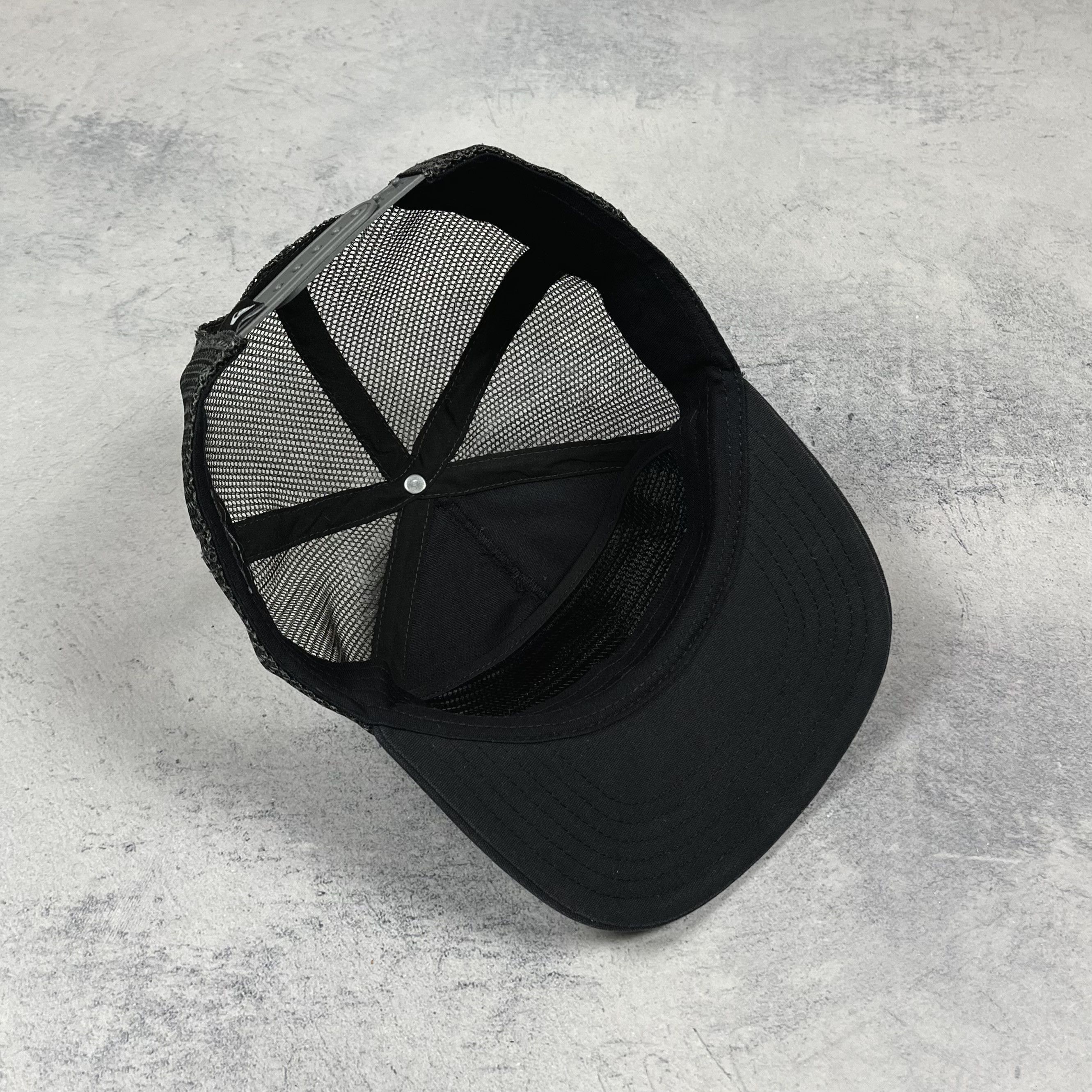 Quiksilver Quicksilver Y2K Surf Big Logo Retro Trucker Cap Size ONE SIZE - 7 Thumbnail