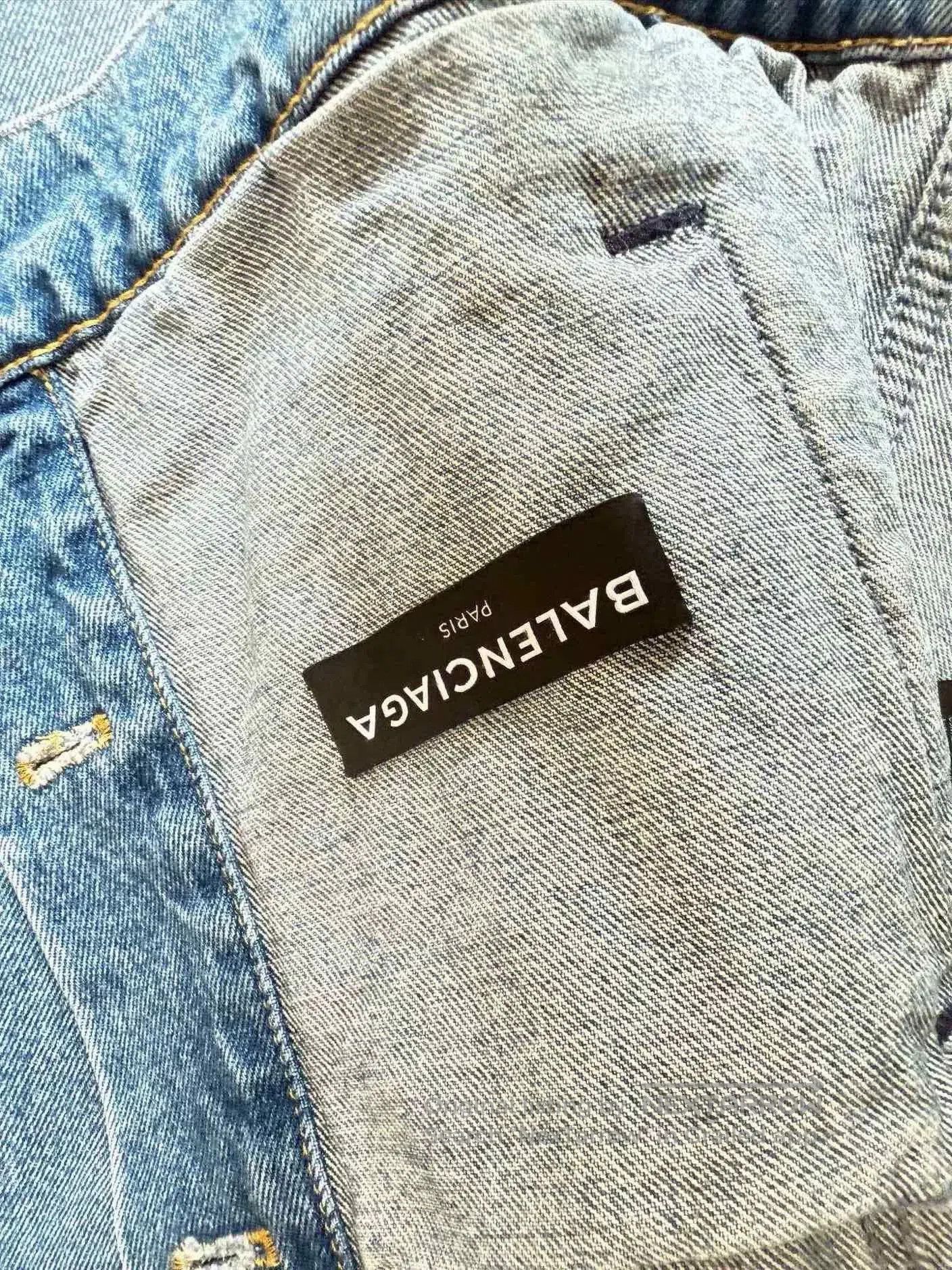 Balenciaga Balenciaga Denim Jacket Size 48. Size US M / EU 48-50 / 2 - 3 Thumbnail