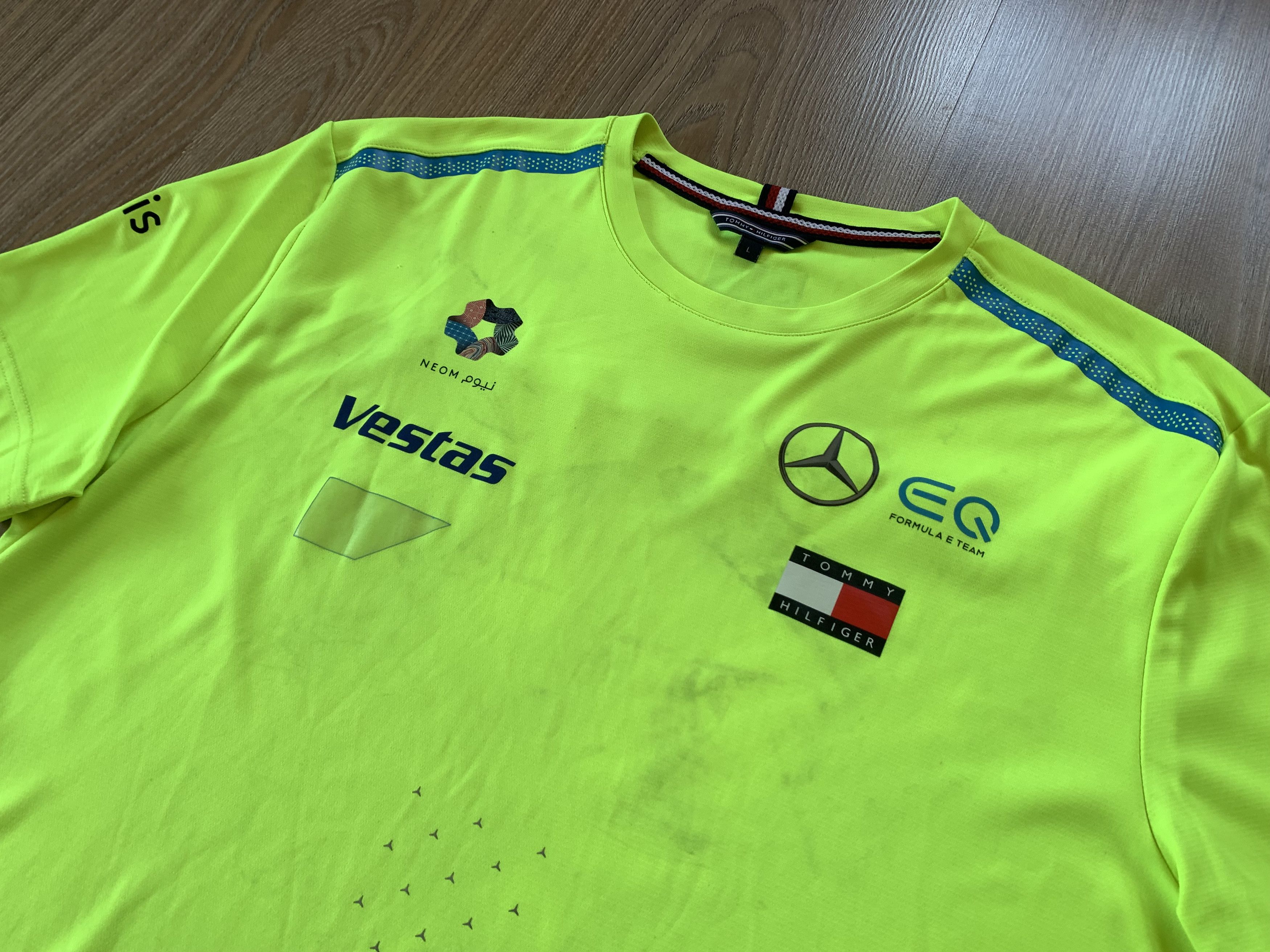 Tommy Hilfiger Tommy Hilfiger F1 Team Mercedes Benz EQ T Shirt Size US L / EU 52-54 / 3 - 4 Thumbnail