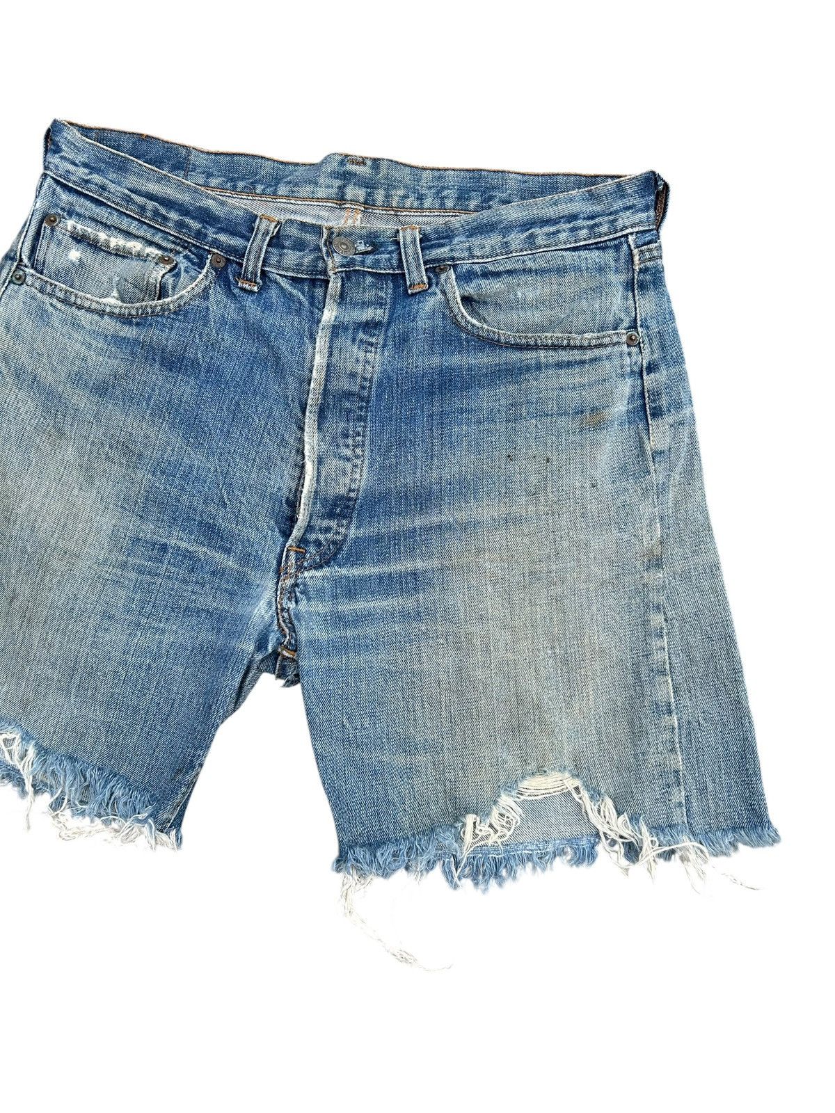 Levi's Thrashed 70s-80s Vintage Levis 6 Selvedge Short Denim jeans Size US 33 - 2 Thumbnail