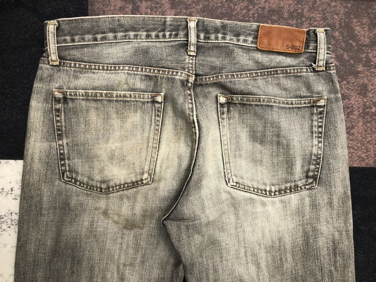 Uniqlo Vintage Japanese Distressed Black Faded Uniqlo Jeans Size US 35 - 15 Thumbnail