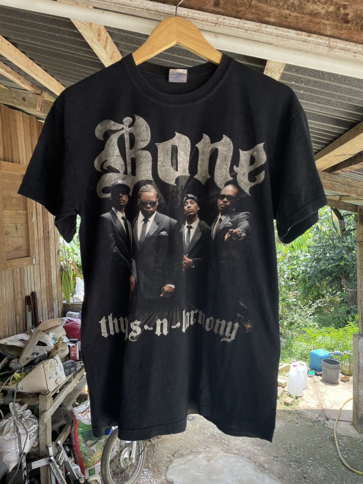 Vintage Vintage y2k bone thug and harmony hip hop rap tshirt Size US S / EU 44-46 / 1 - 1 Thumbnail
