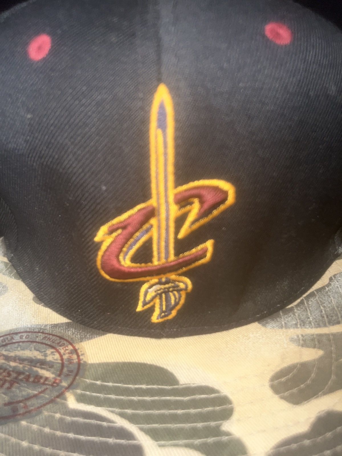 Mitchell & Ness Mitchell & Ness NBA Cleveland Cavaliers Adjustable Snapback Size ONE SIZE - 2 Thumbnail