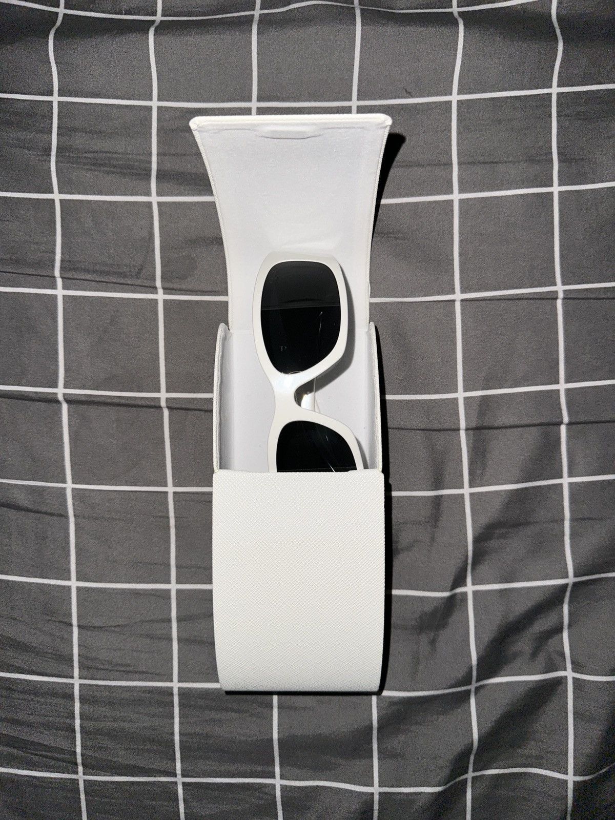 Prada PRADA WHITE SYMBOLE SUNGLASSES Size ONE SIZE - 7 Thumbnail
