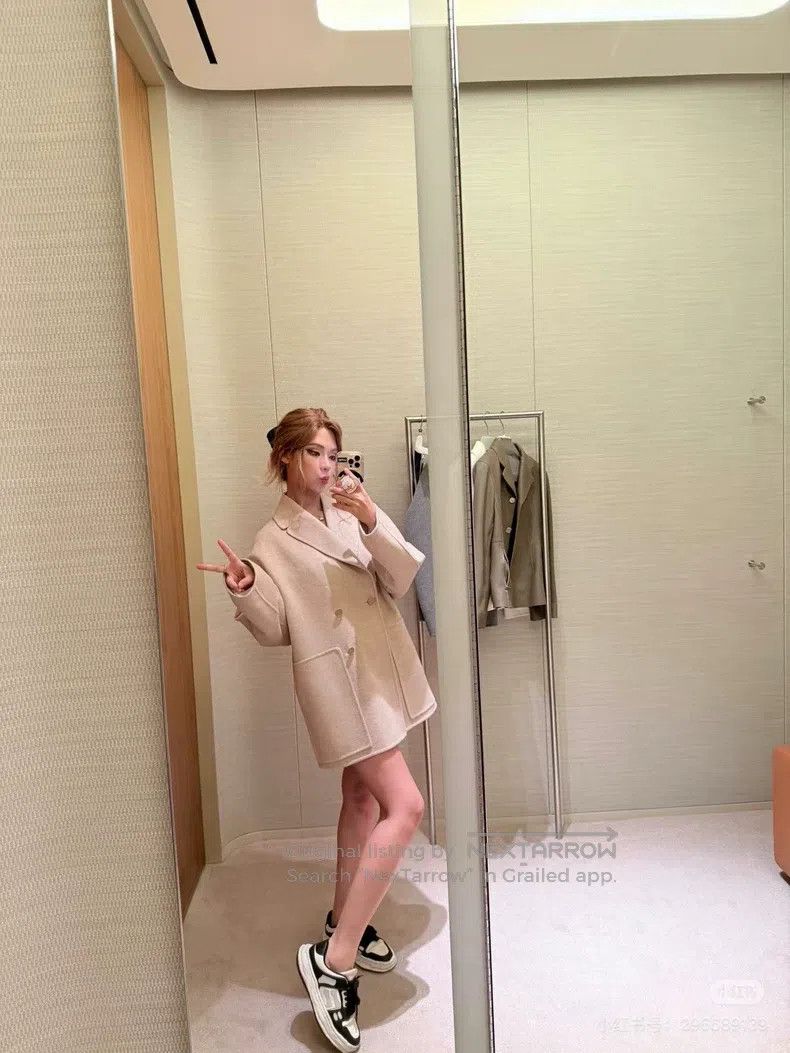 Hermes Hermes 100% Cashmere Goat Fur Navy Blue Coat in Oatmeal Co Size XS / US 0-2 / IT 36-38 - 6 Thumbnail