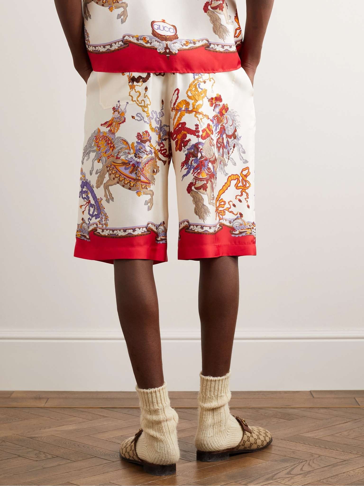 Gucci oc11z1025 Straight-Leg Printed Silk-Twill Shorts Multicolor Size US 40 / EU 56 - 4 Thumbnail