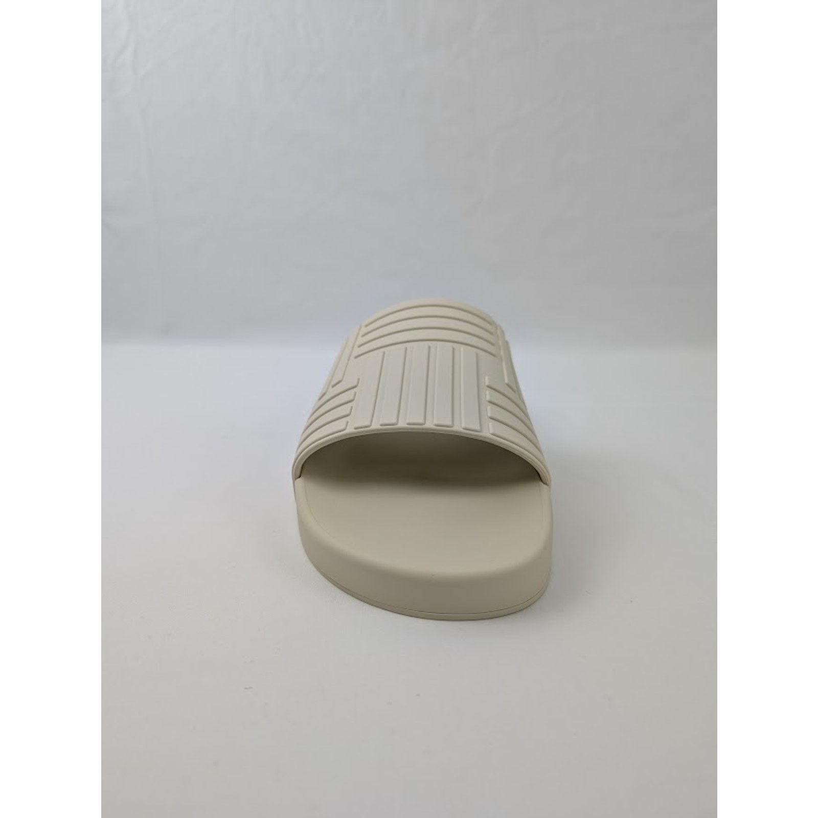Bottega Veneta o1rshd1 Rubber Carpet Slider Sandal in Sea Salt Size US 12 / EU 45 - 2 Thumbnail