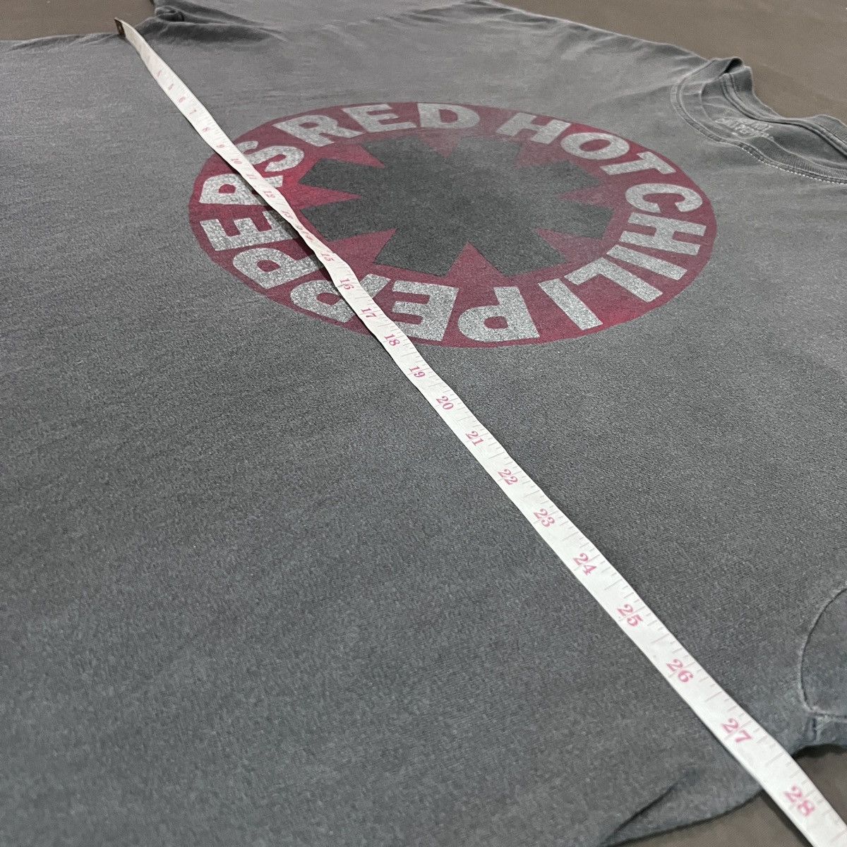 Band Tees Red Hot Chili Peppers Promo Tee 2XL Faded Size US XXL / EU 58 / 5 - 10 Thumbnail