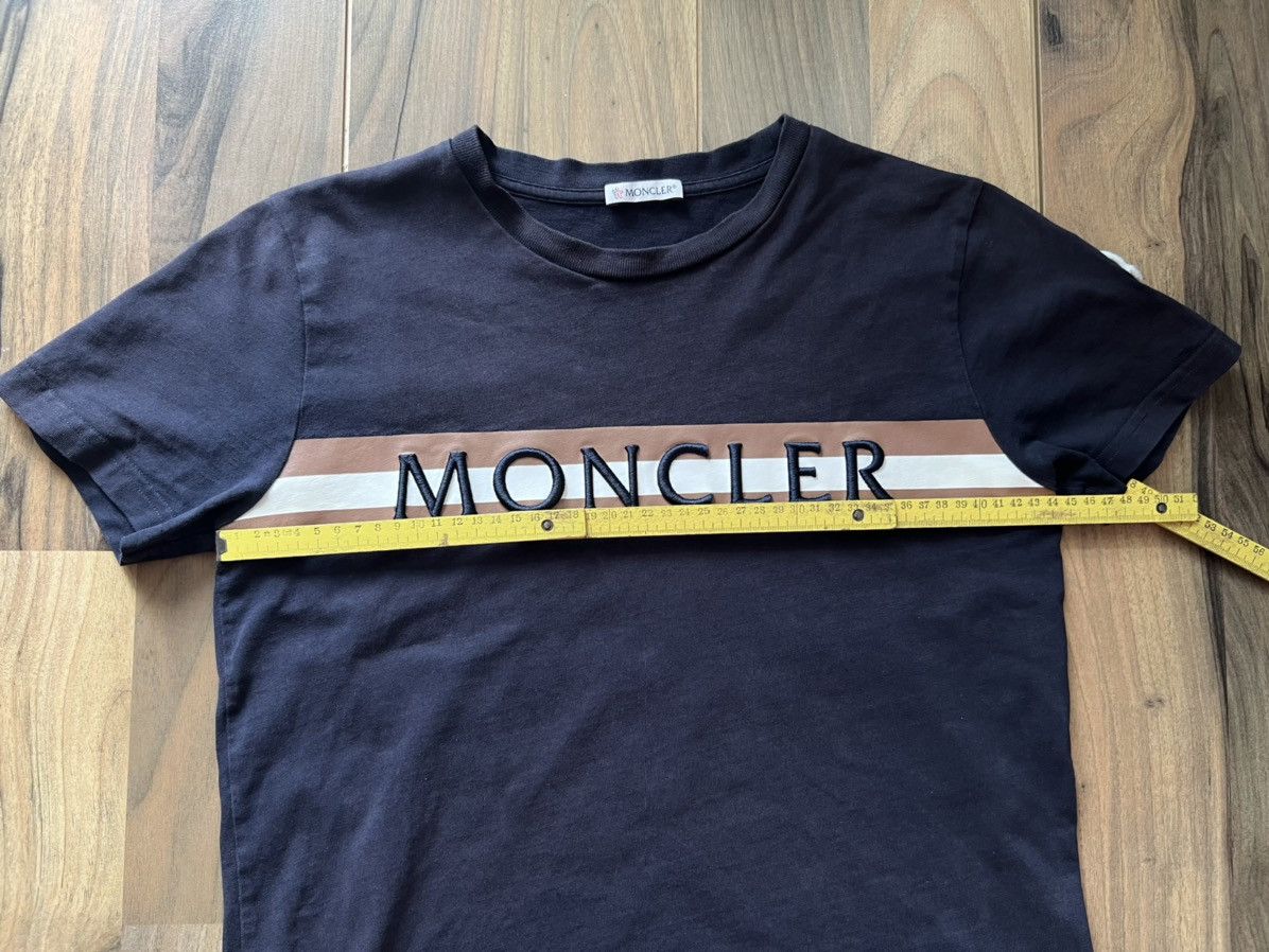 Moncler Moncler Big Logo Tee Size US XS / EU 42 / 0 - 11 Thumbnail